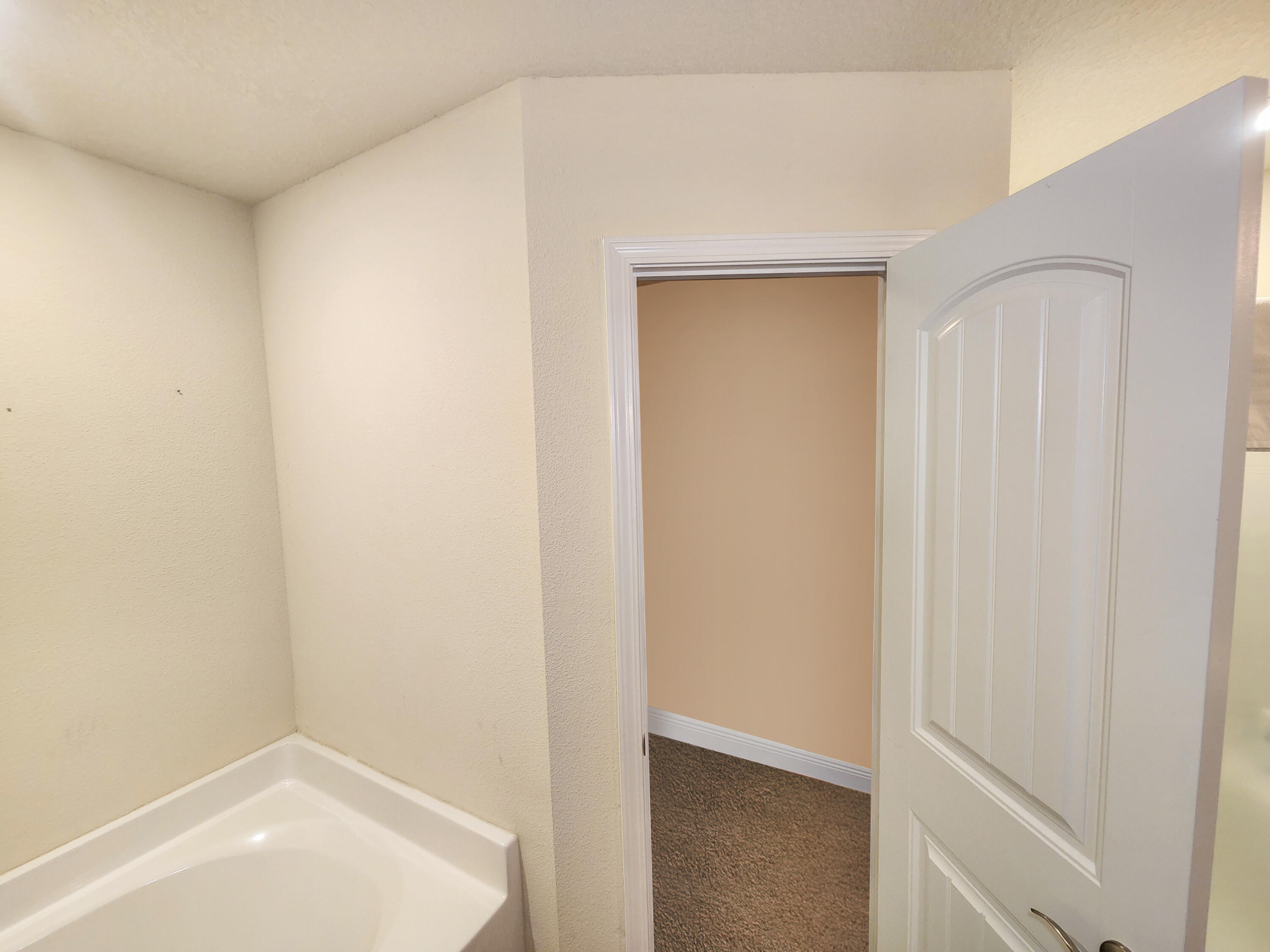 WHISPER CREEK - Residential