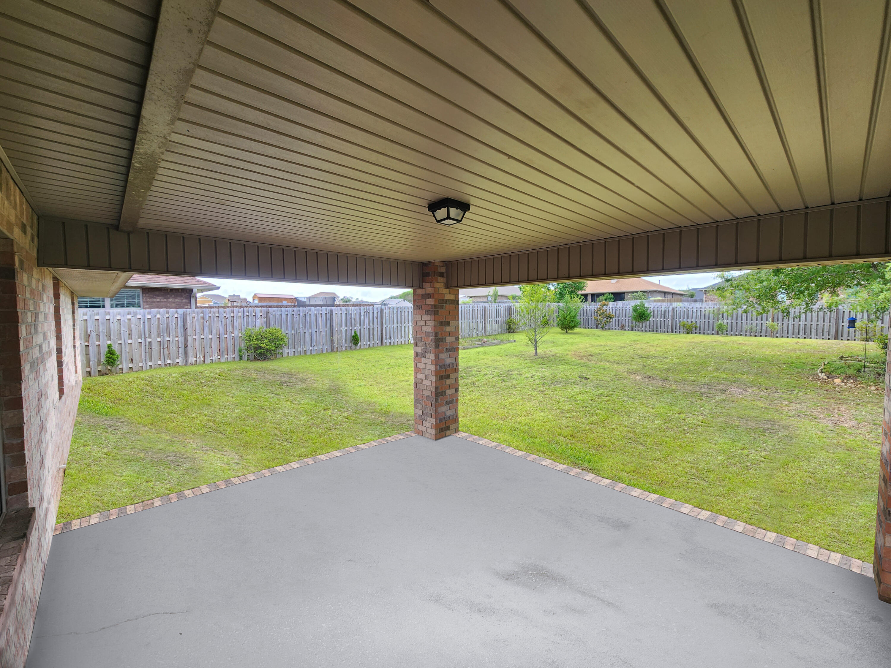 WHISPER CREEK - Residential