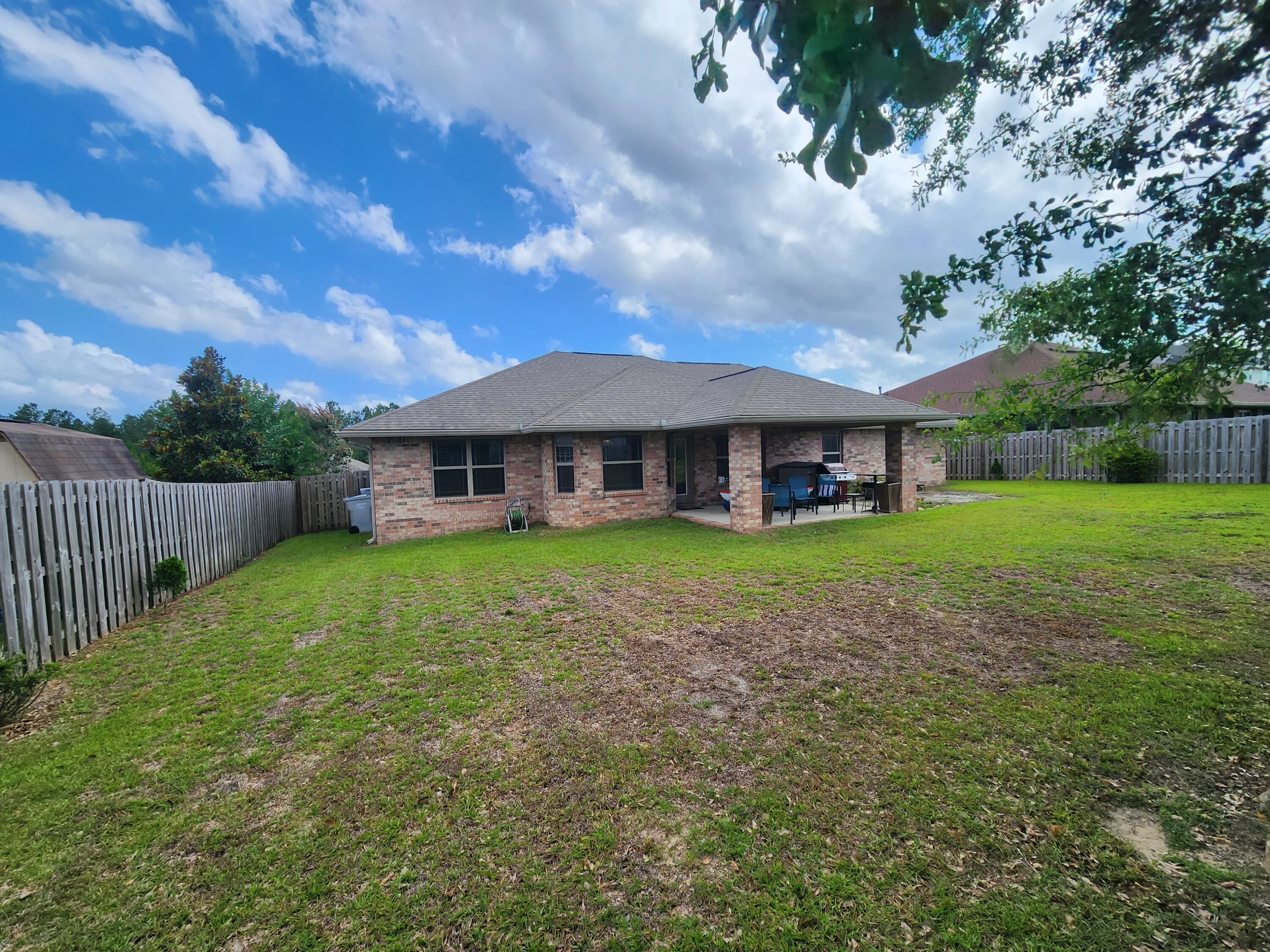 WHISPER CREEK - Residential