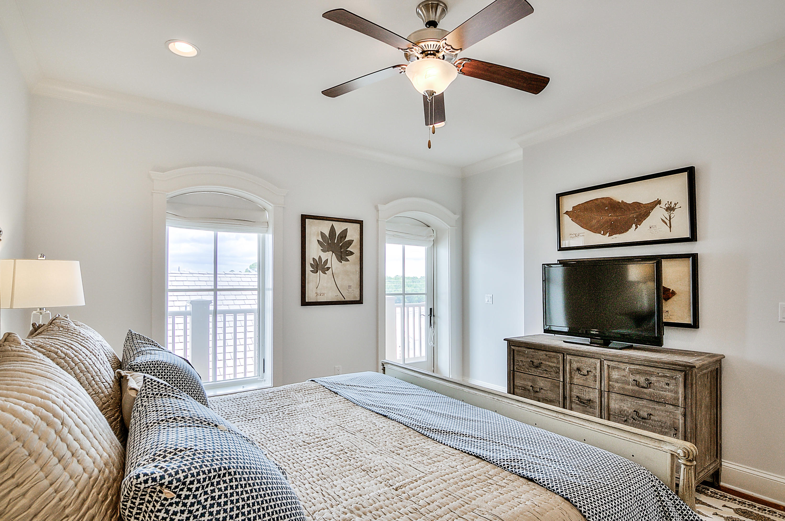 PROMINENCE/LUXURY TOWNHOMES - Residential