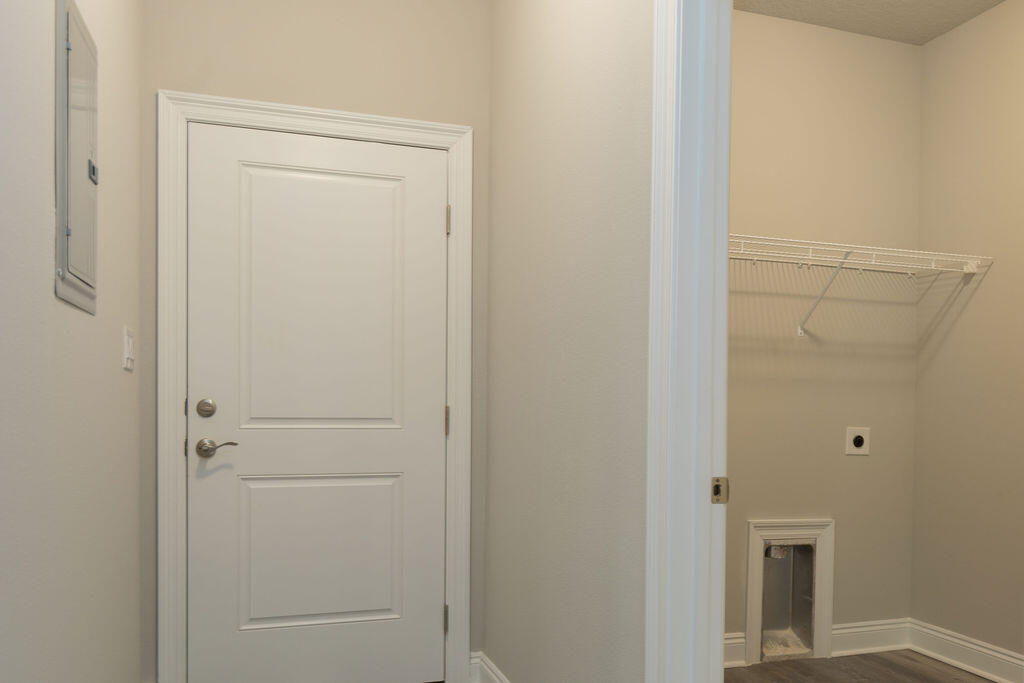 Anderson Lane - Residential