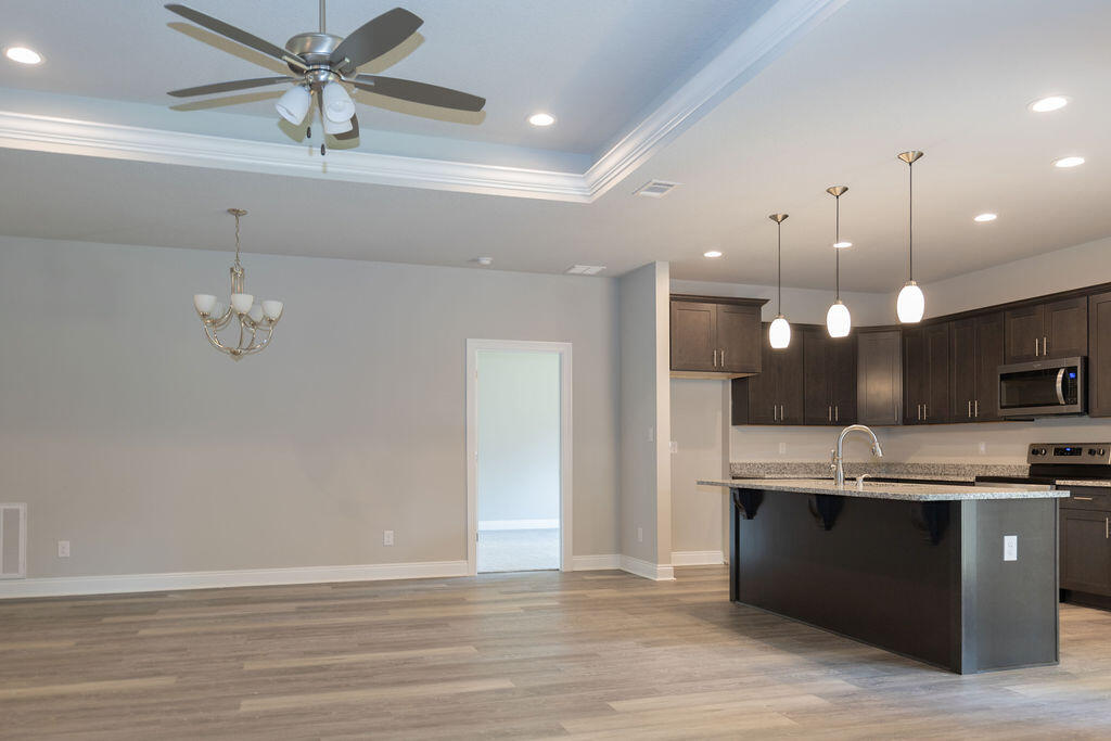 Anderson Lane - Residential