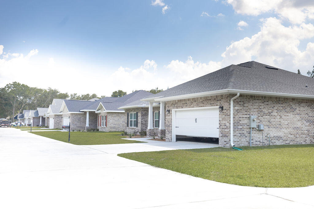 Anderson Lane - Residential