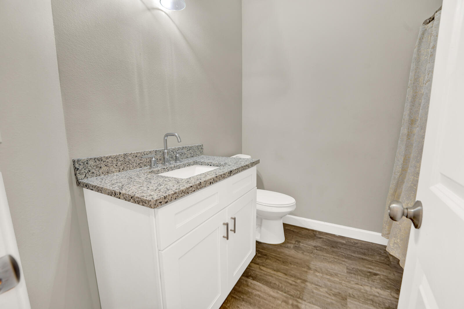 STABLE LANES - Residential