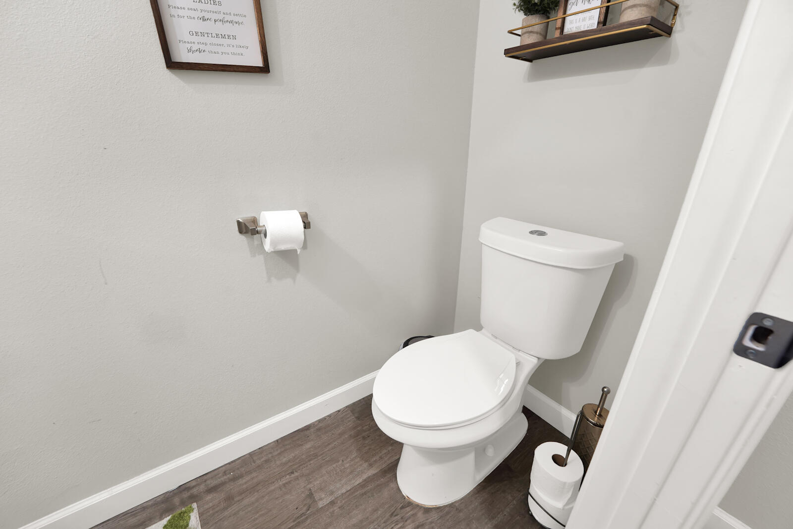 STABLE LANES - Residential