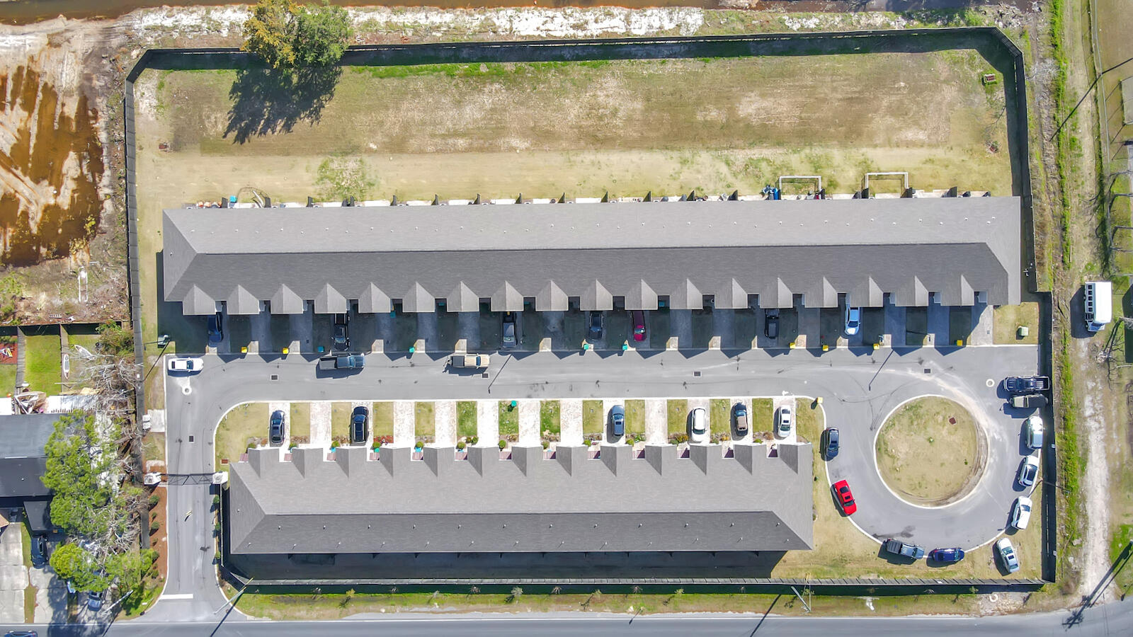 STABLE LANES - Residential