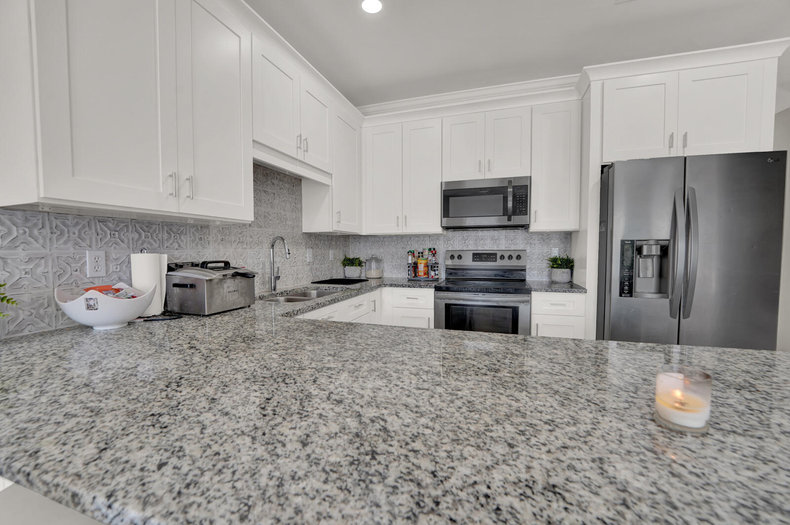 STABLE LANES - Residential