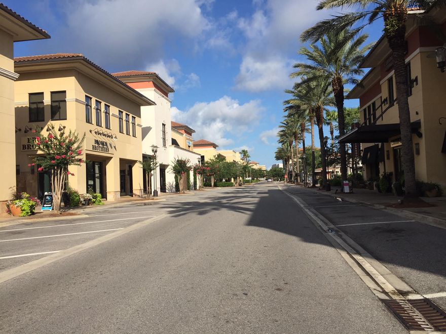 High quality office space currently occupied by Another Broken Egg corporate headquarters. This 2nd flooroffice space has been custom designed with large windowed offices, large conference room, beautiful reception area, kitchen area, built-incubicles and much more all overlookingGrand Blvd retail scene. This 2nd floor unit is comprised of 2 units (3529 SF & 1978 SF). This space can bedivided and subleased separately or subleased as one single unit as it operates today. These offices are currently furnished & turn-key. The 2nd floor shares common restroom facilities and well appointed foyer accessed via elevator or stairs. Come join the synergy of this Mixed Use development and enjoy all that Grand Blvd. has to offer. The sublease rate is very attractive in today's office market.