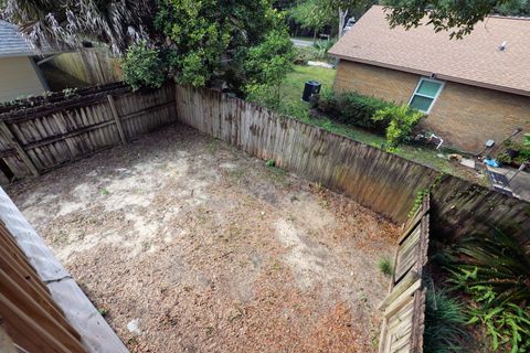 A home in Fort Walton Beach