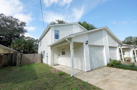 A home in Fort Walton Beach