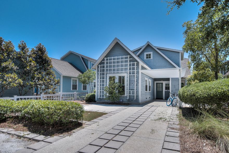 **COMP PURPOSES ONLY** 3% to THE PEGGY GEPPERT GROUPSELLER IS A LICENSED BROKER. REPRESENTED HERSELF AS FOR SALE BY OWNER. THE PEGGY GEPPERT GROUP REPRESENTED THE BUYER ONLY.