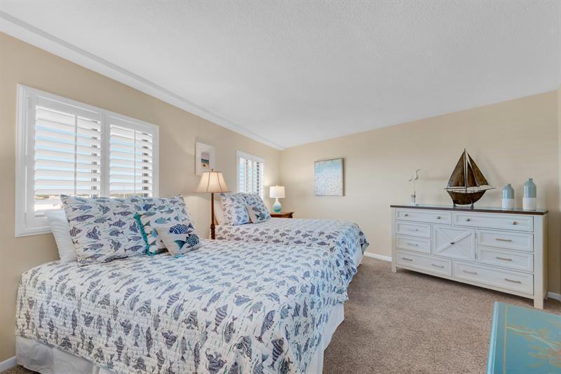 EDGEWATER BEACH CONDO PH 1 - Residential
