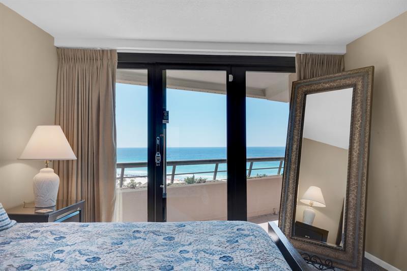 EDGEWATER BEACH CONDO PH 1 - Residential