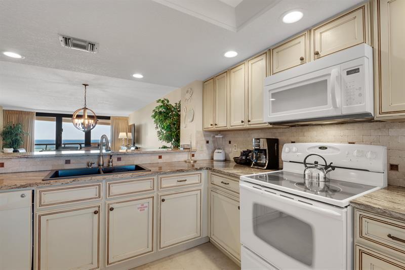 EDGEWATER BEACH CONDO PH 1 - Residential