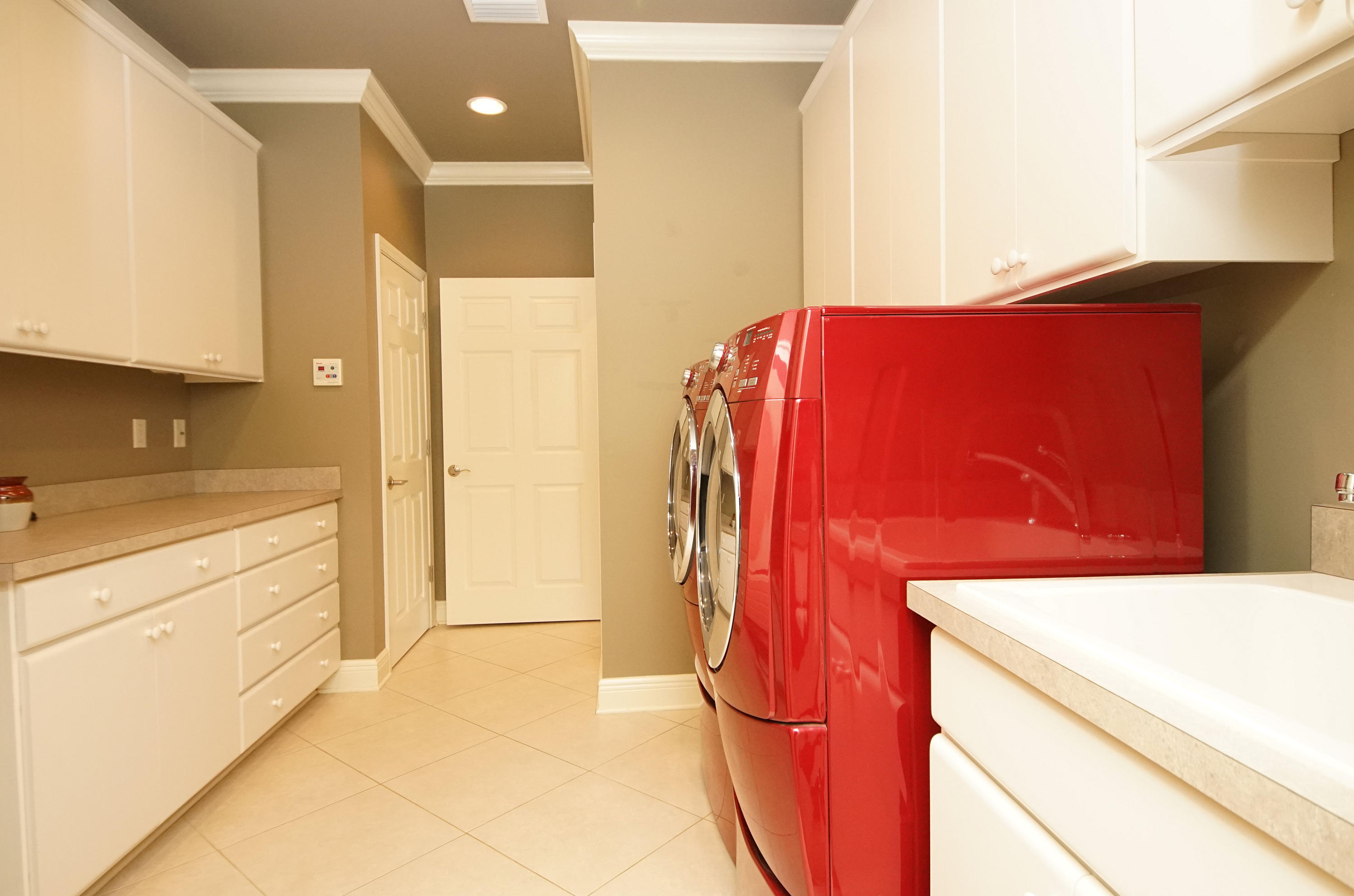 SOUTHWIND PH 5 - Residential