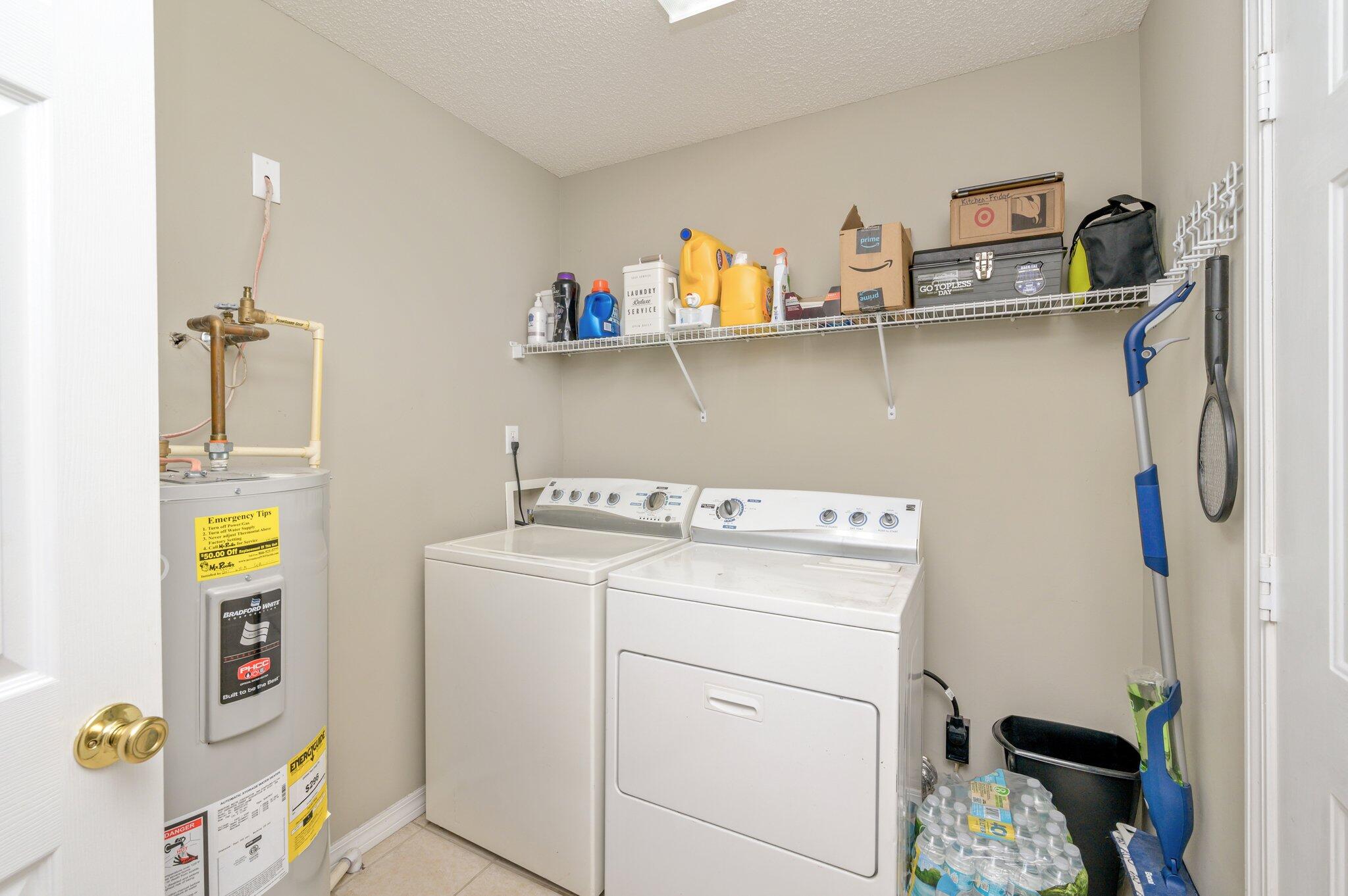 OAK PARK TOWNHOMES - Residential