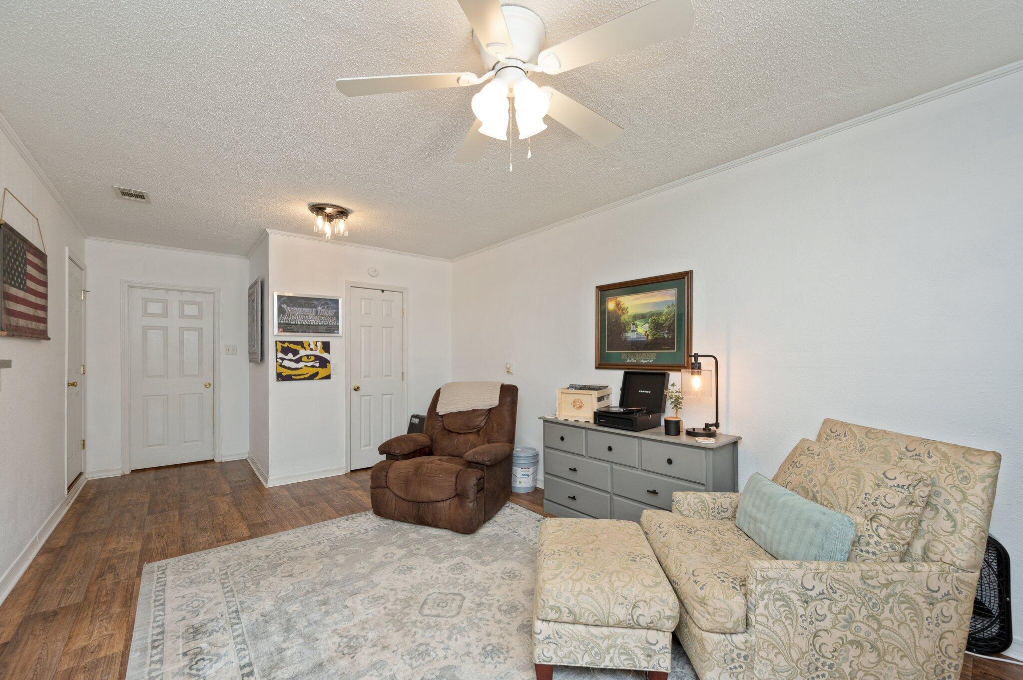 COUNTRY OAKS ESTATES PH 1 - Residential