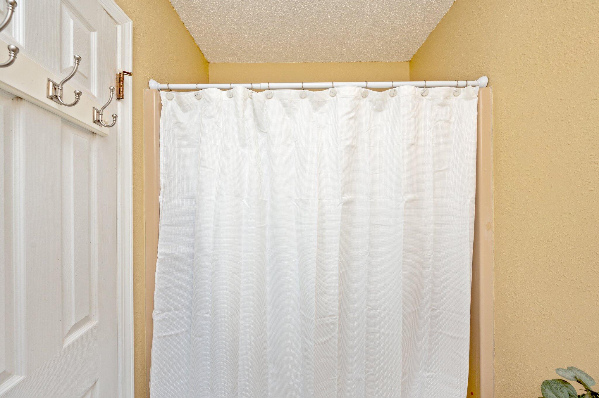 COUNTRY OAKS ESTATES PH 1 - Residential