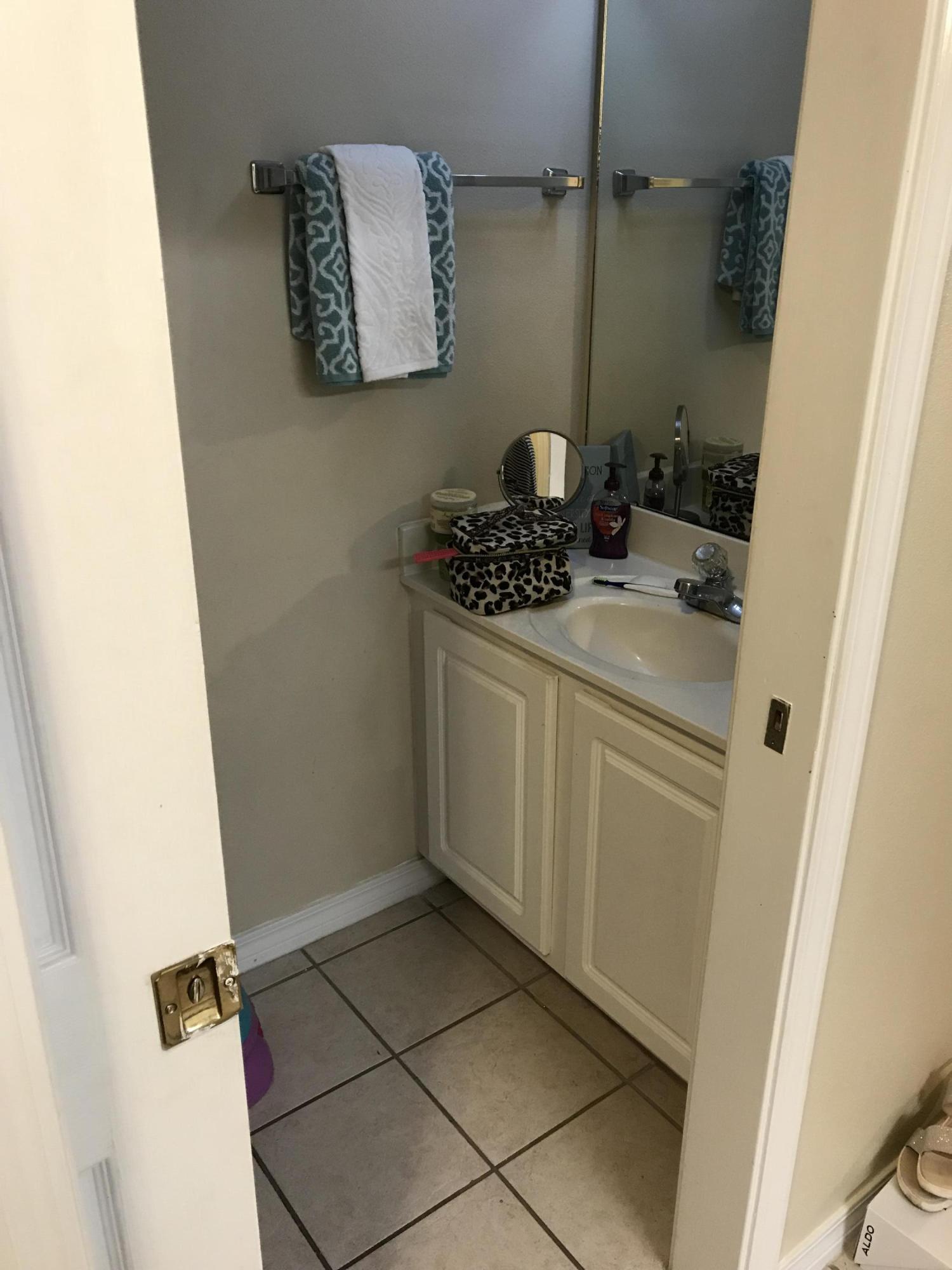 OAK PARK TOWNHOMES - Residential