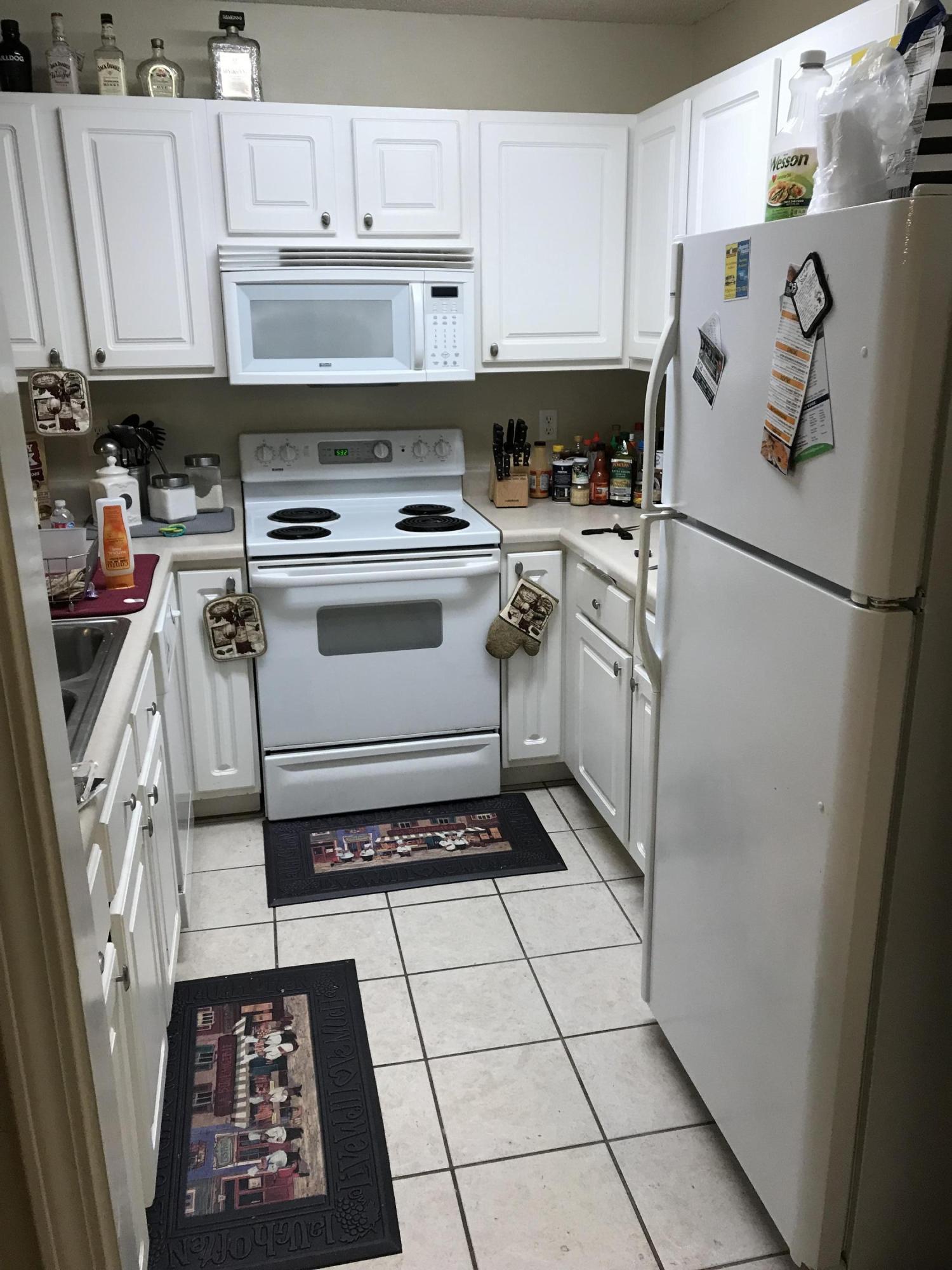 OAK PARK TOWNHOMES - Residential