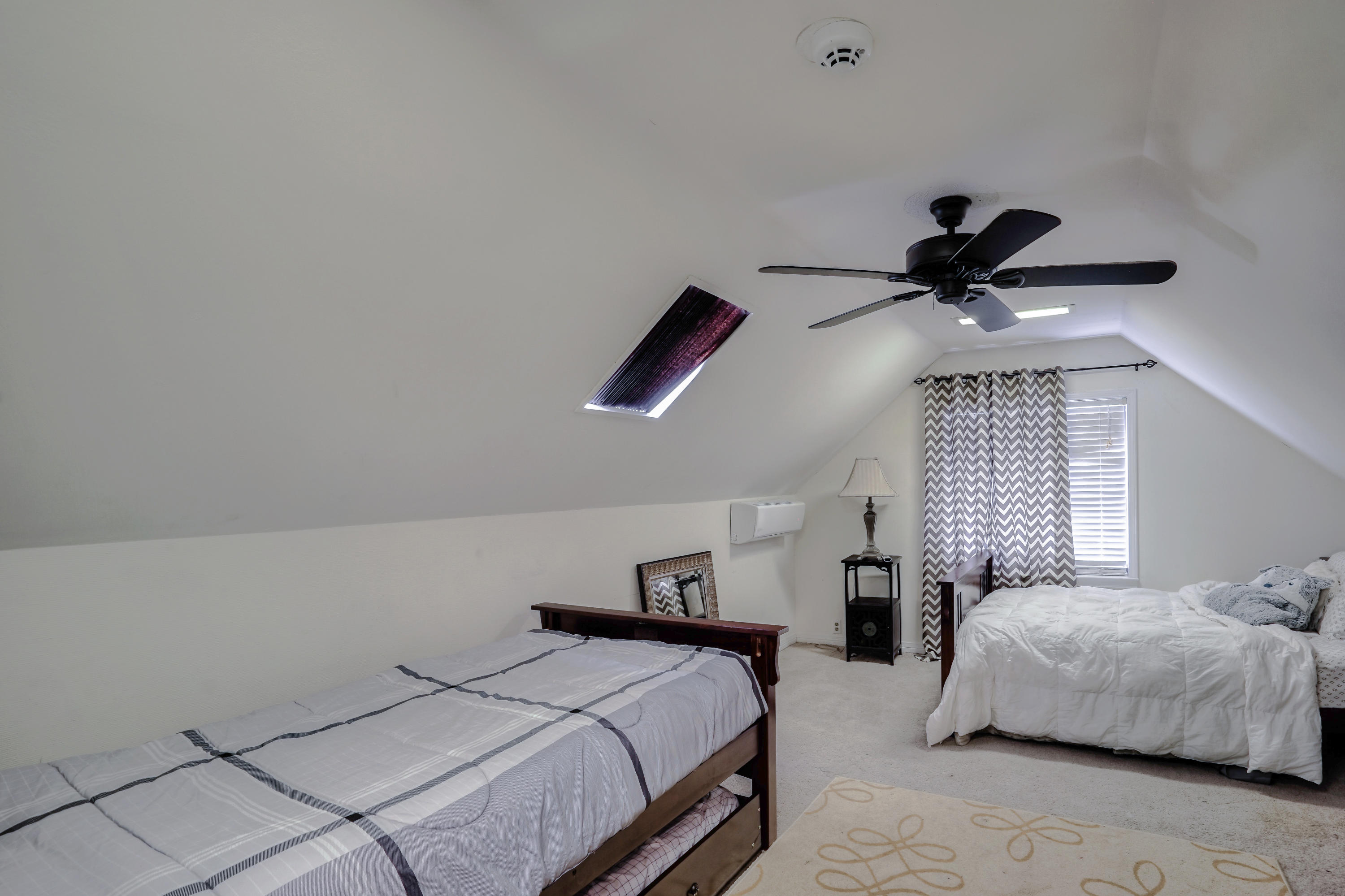 LAKE LORRAINE ESTATES 3 - Residential