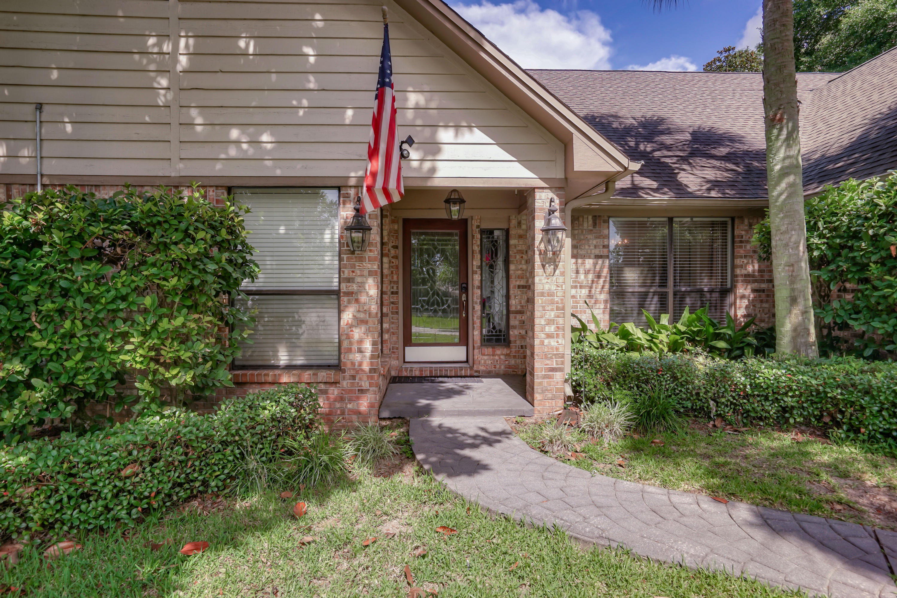 LAKE LORRAINE ESTATES 3 - Residential