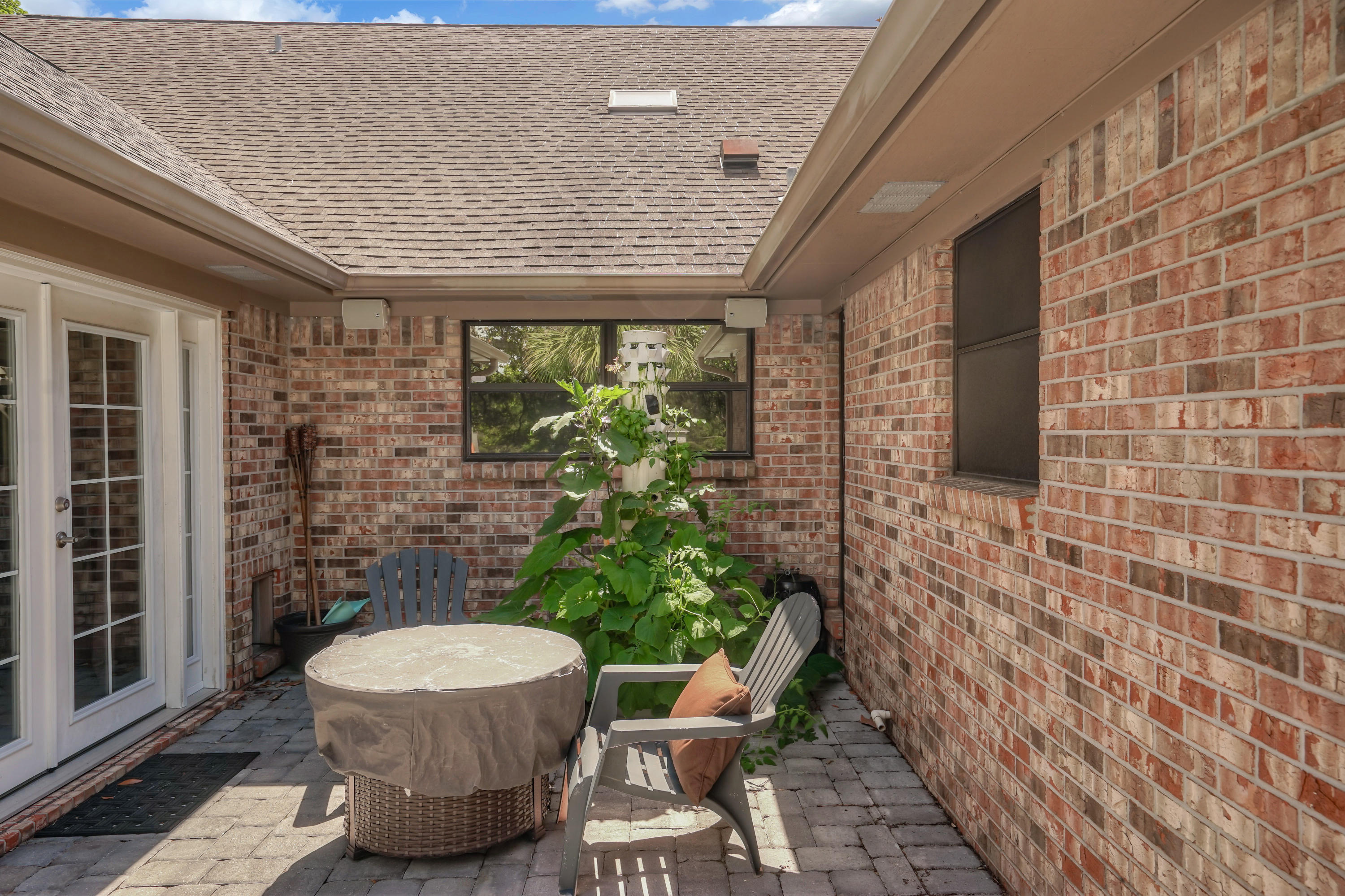 LAKE LORRAINE ESTATES 3 - Residential