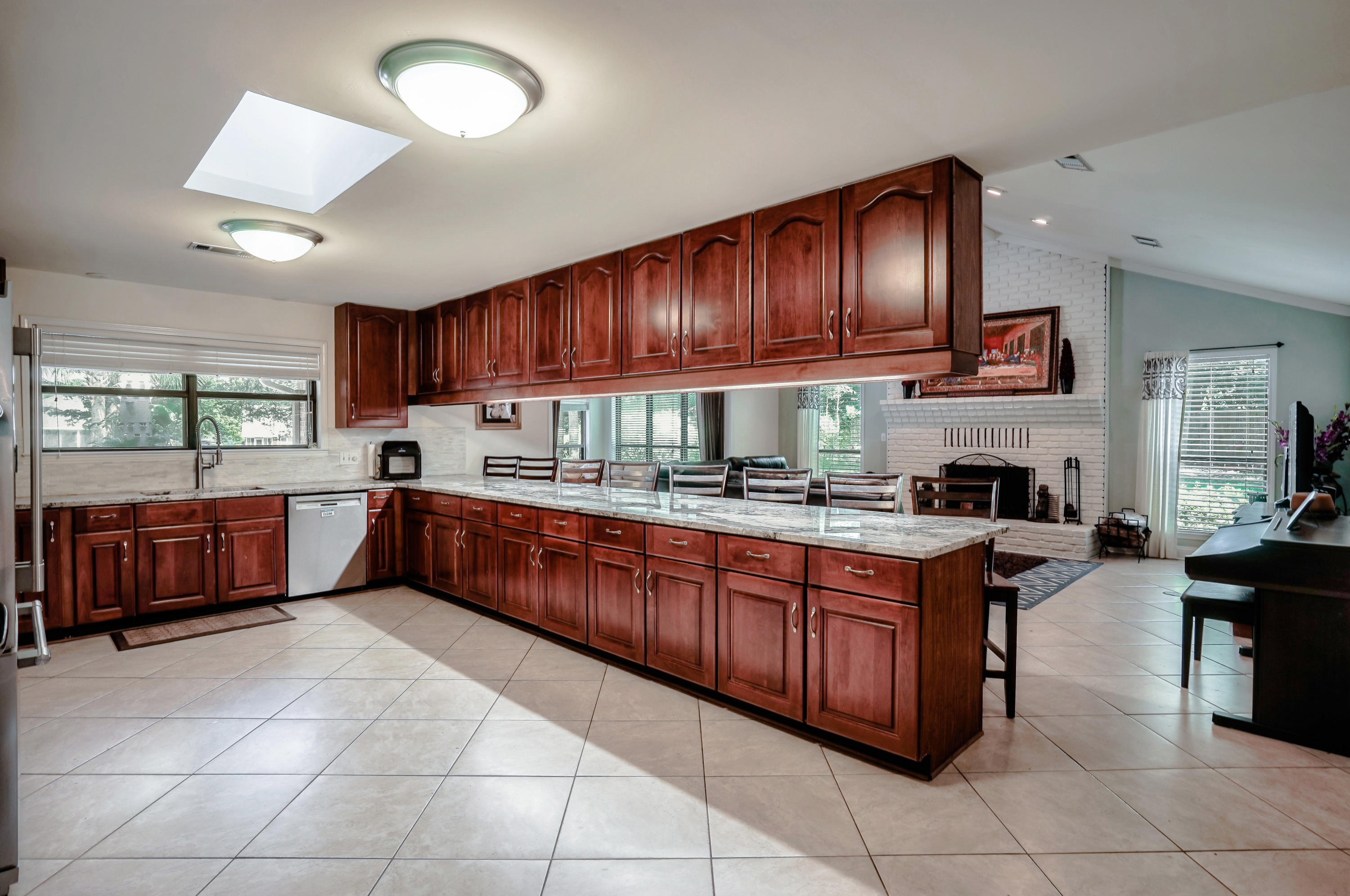 LAKE LORRAINE ESTATES 3 - Residential