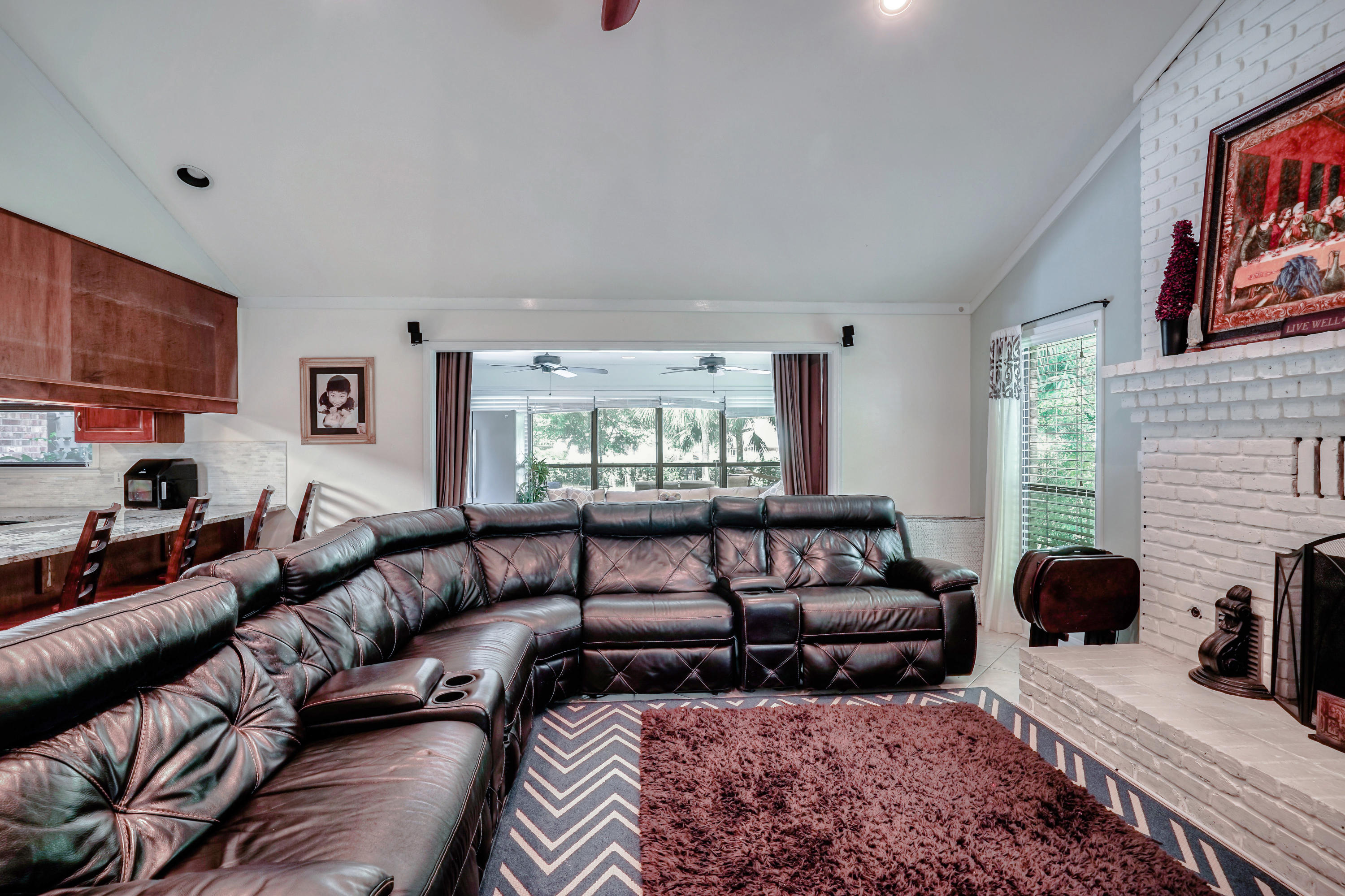 LAKE LORRAINE ESTATES 3 - Residential