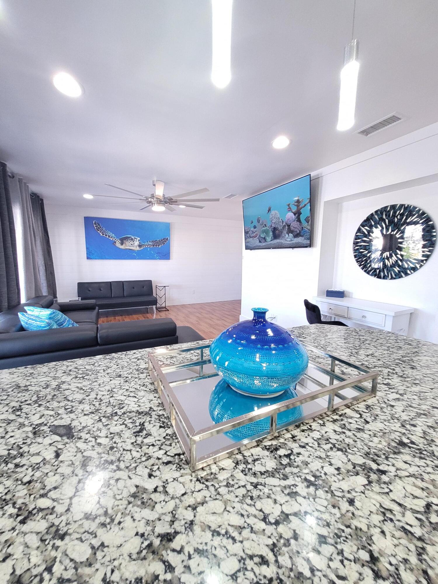 Accepting Back up offers. Remodeled 2nd Floor 2/1 Condo in the Heart of Destin. 950sqft of incredible living space. Has not been on short term rental program, but similar condos in 2021 did $55,600. Perfect for short term vacation rental or long-term rental. Gated community with 3 on site pools, 2 tennis courts, BBQ grills, golf cart parking and on-site laundry. Centrally located to all things Destin: restaurants, beaches, entertainment, & shopping. Fully furnished and turn key vacation rental ready.