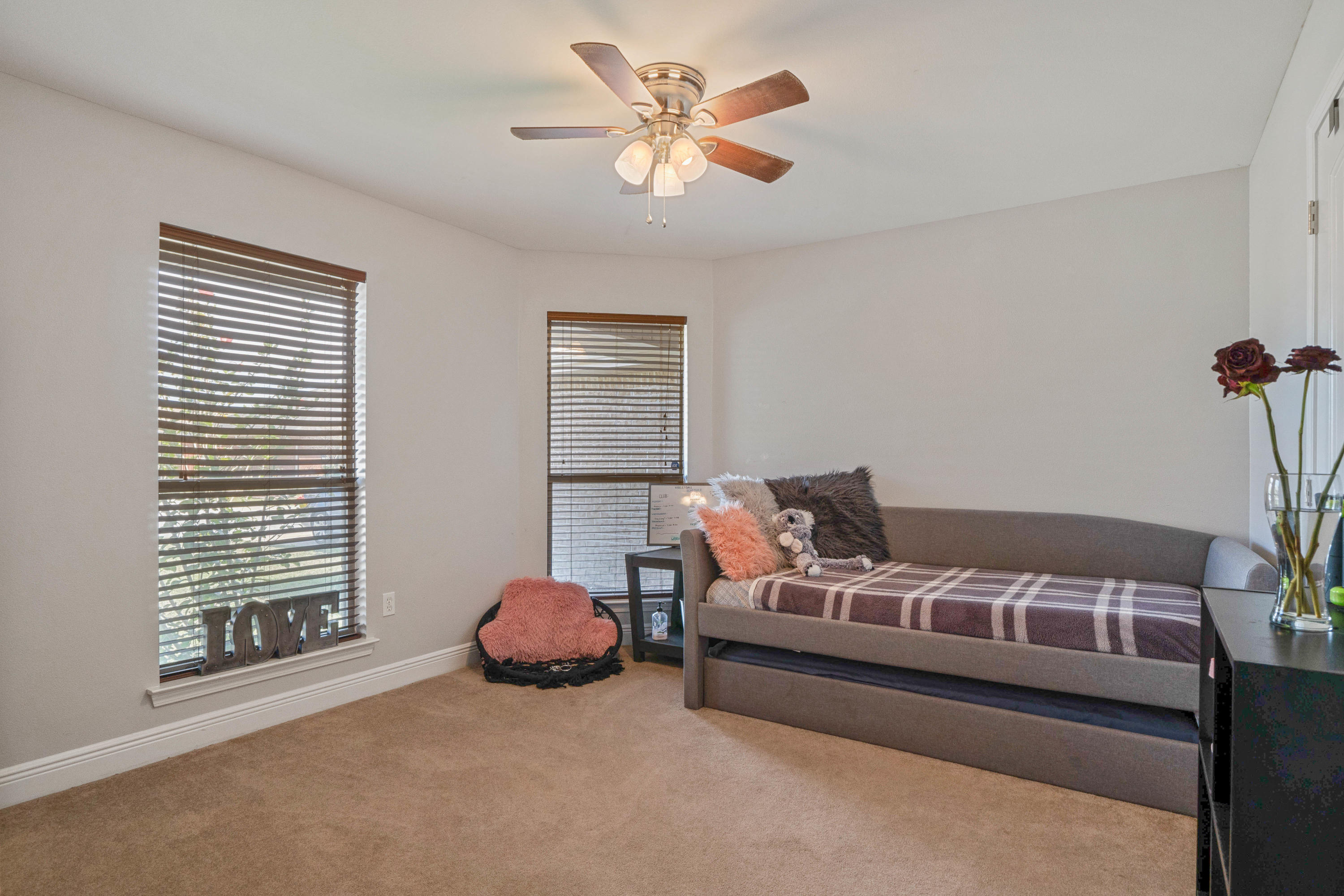 BAY PINES - Residential