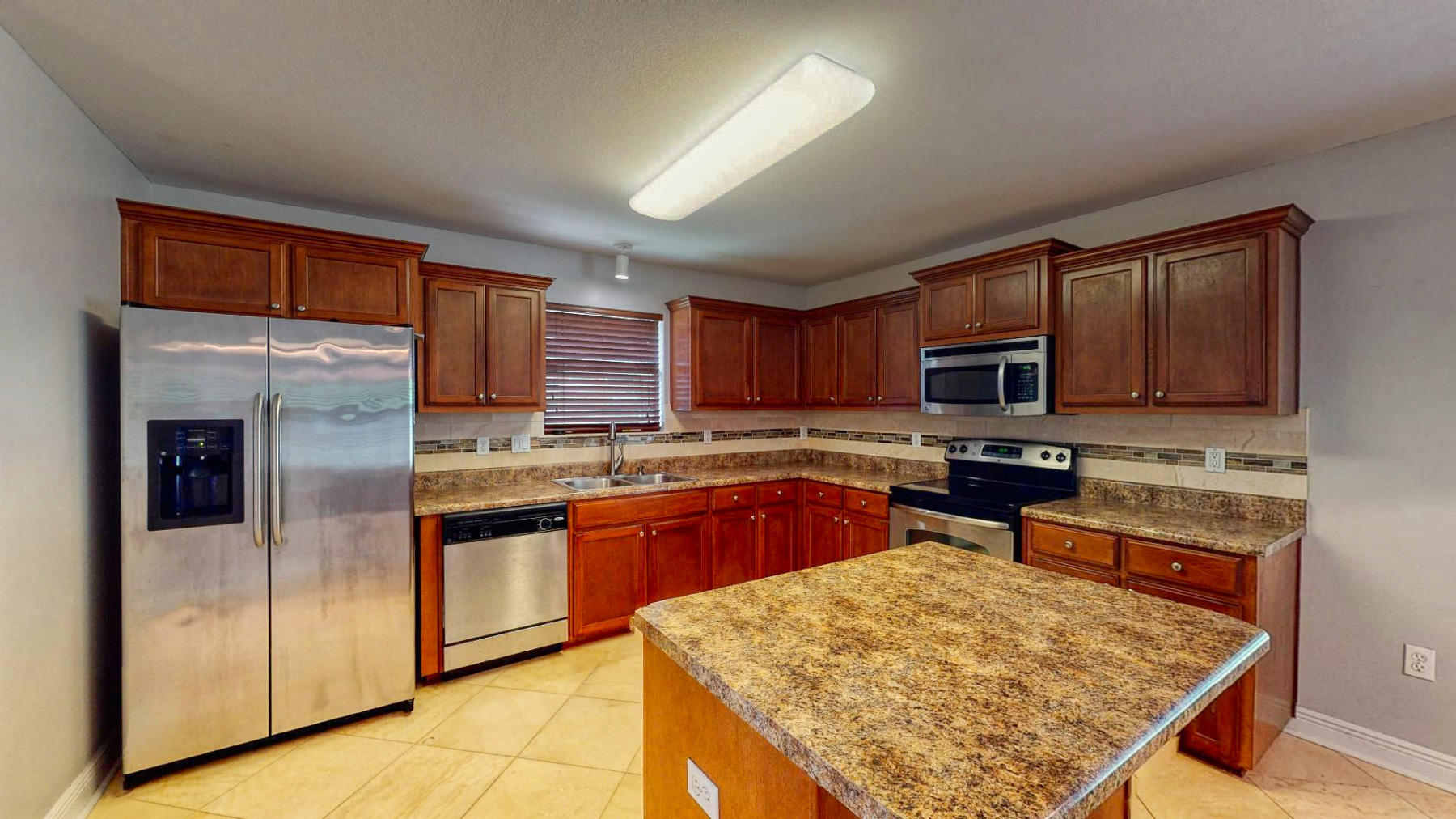 BAY PINES - Residential