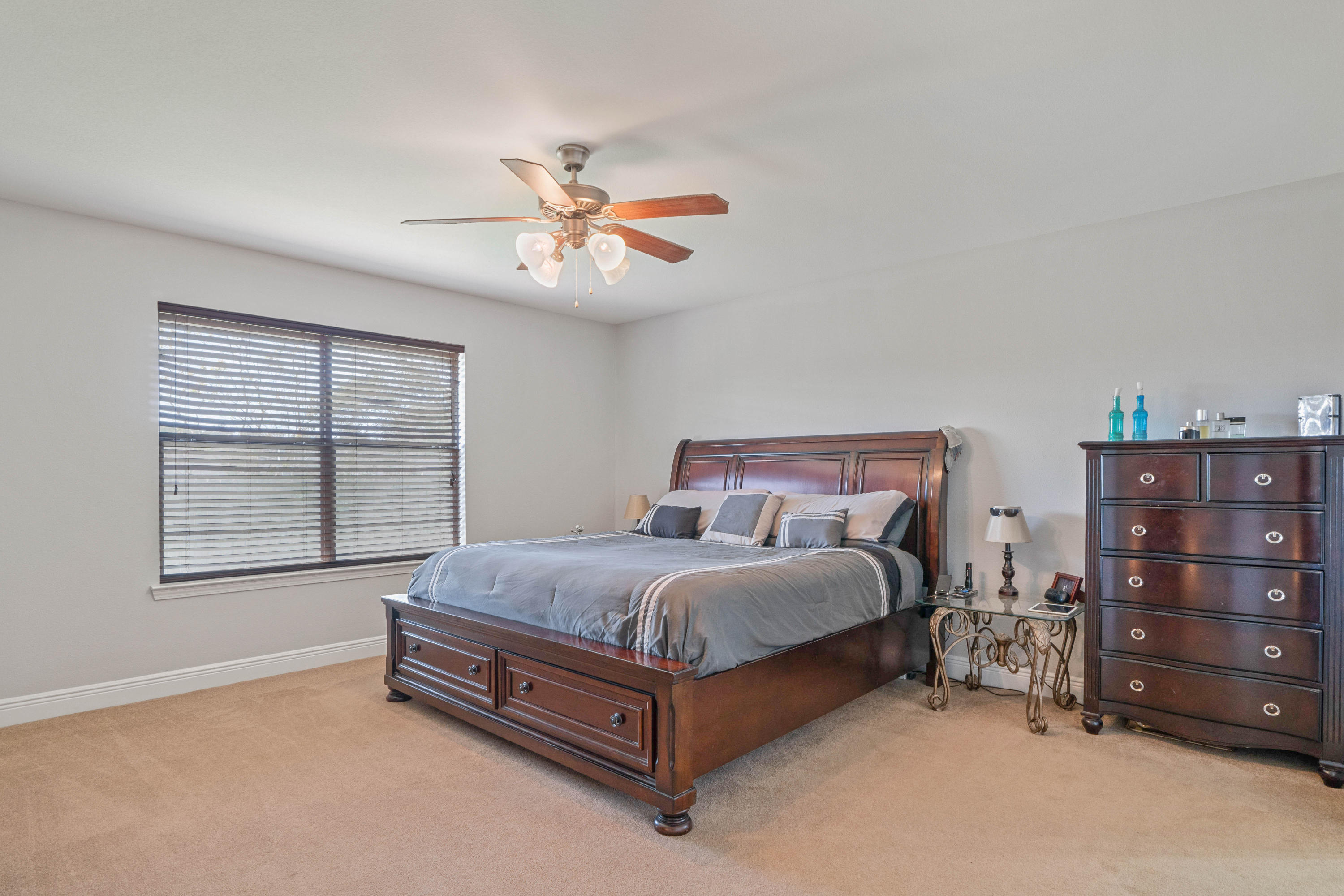 BAY PINES - Residential