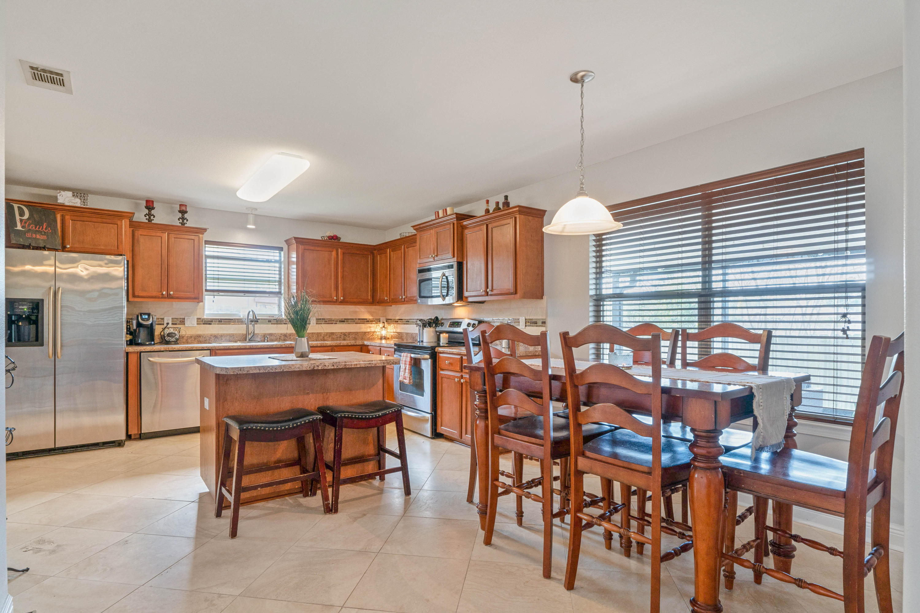 BAY PINES - Residential