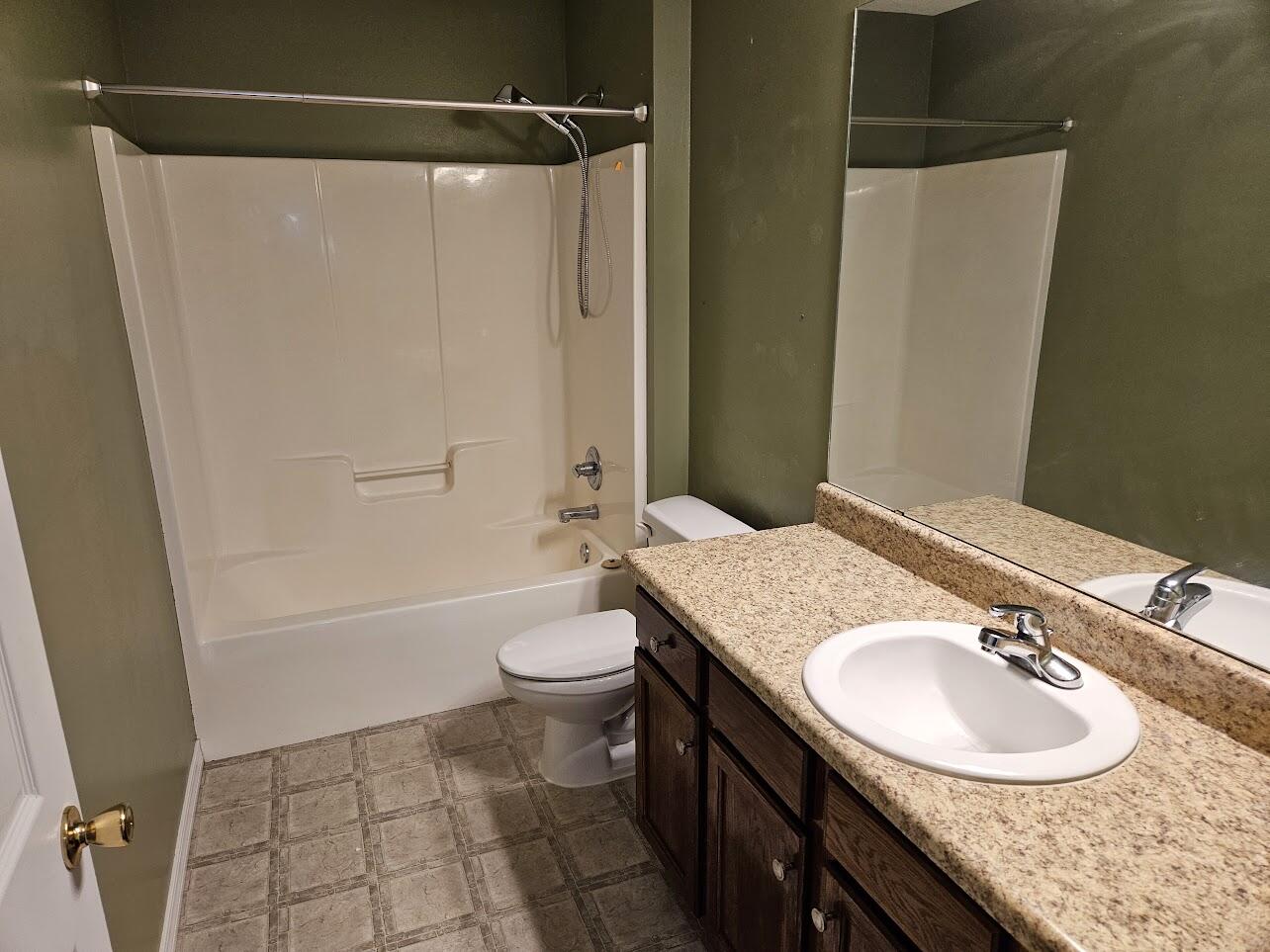 NAVARRE S/D 2ND ADDN - Residential Lease