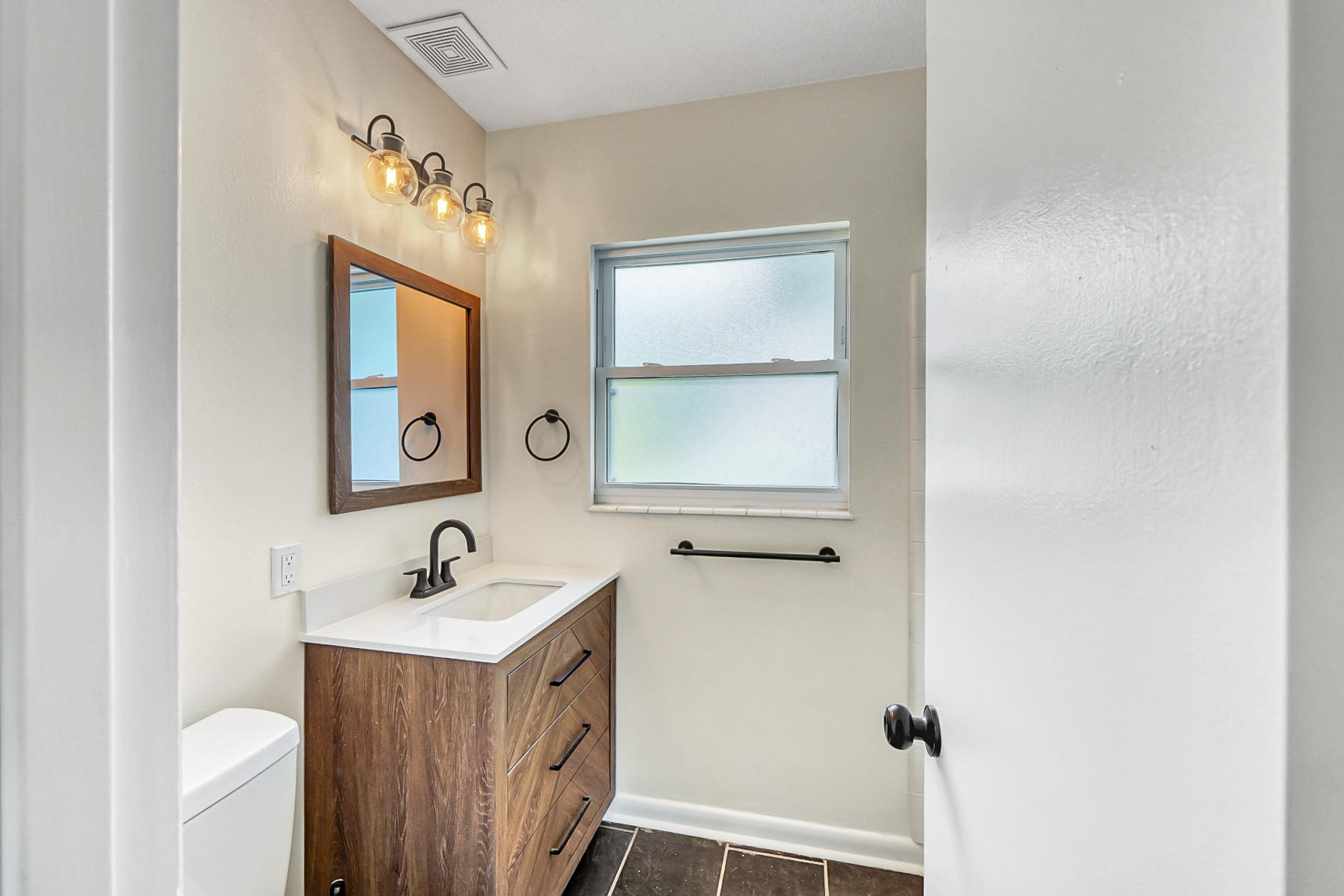 PORT DIXIE LOTS 6 & 7 & E 10 FT OF LOT 5 BLK 103 - Residential