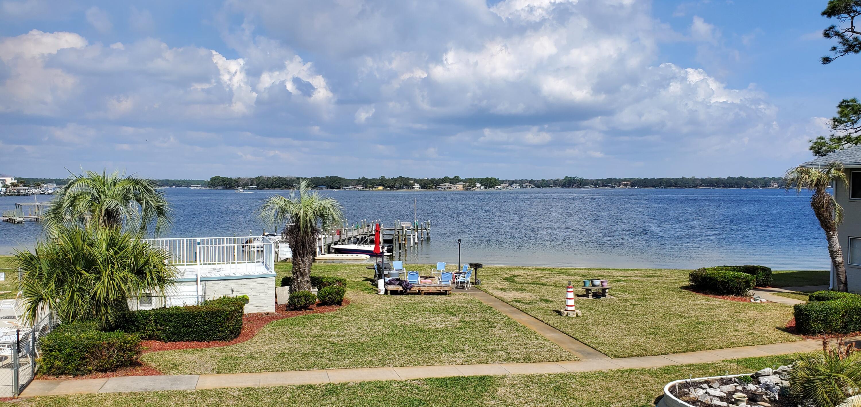 BAYVIEW WATERS CONDO - Residential