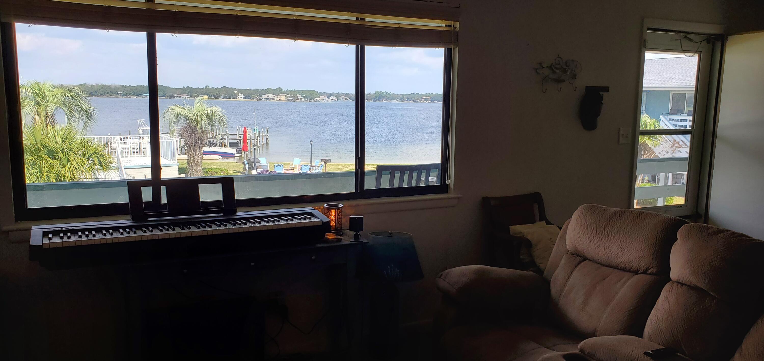 BAYVIEW WATERS CONDO - Residential