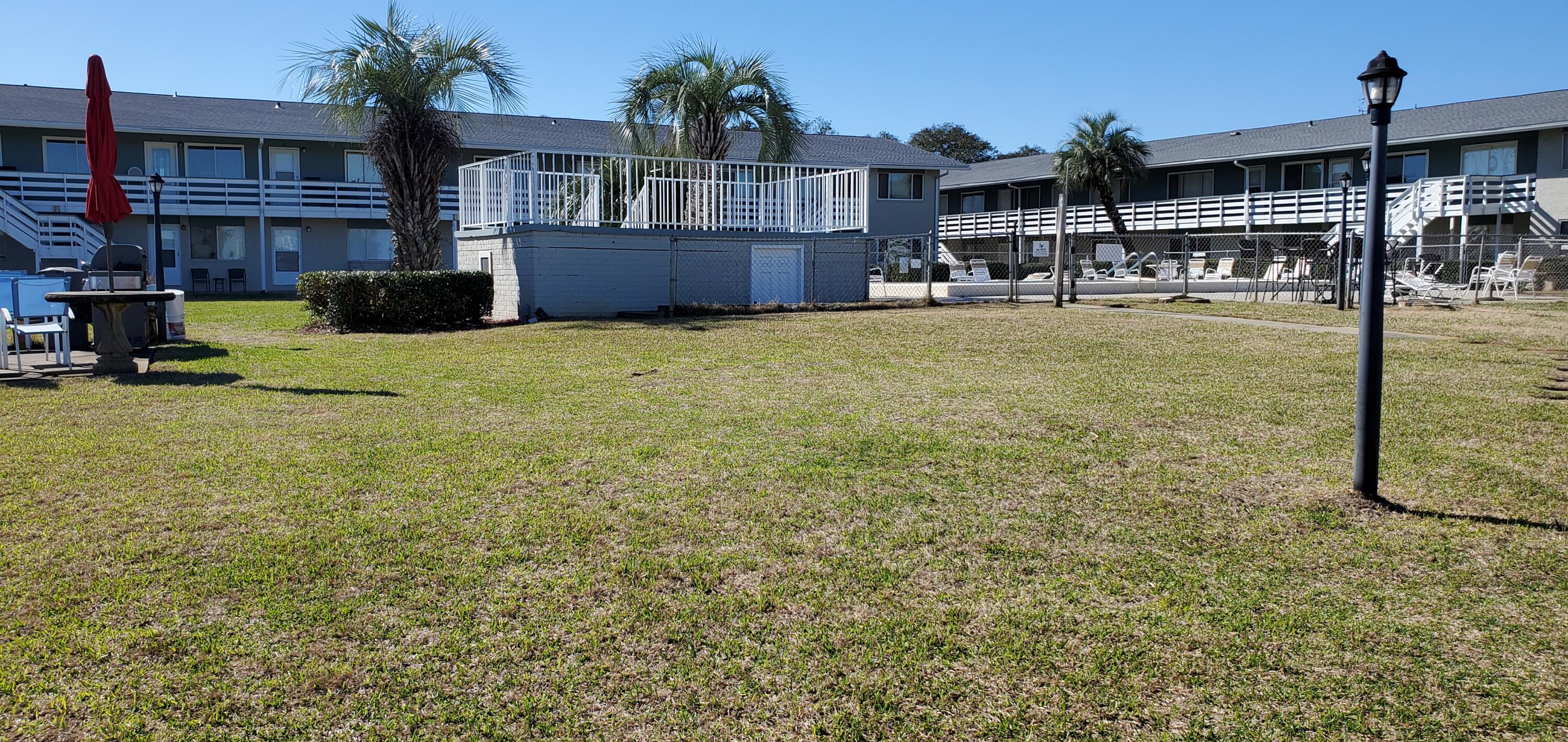 BAYVIEW WATERS CONDO - Residential