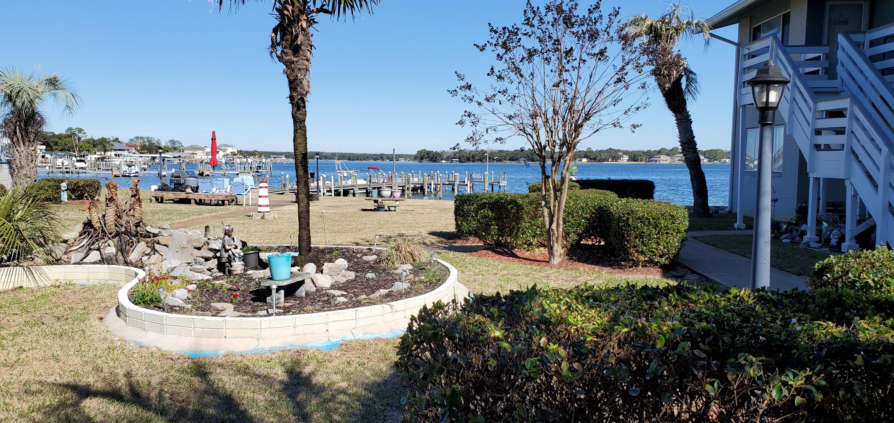 BAYVIEW WATERS CONDO - Residential