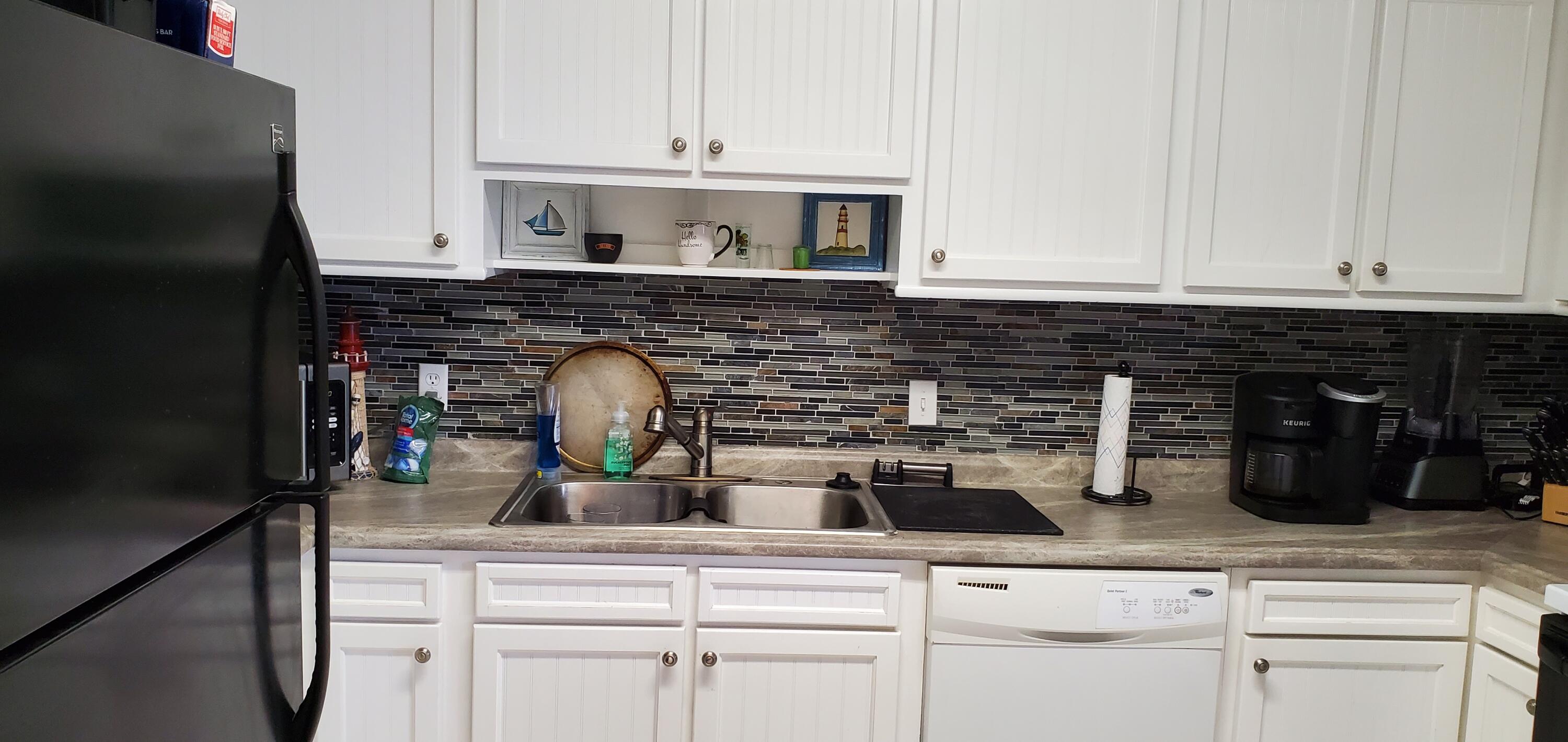 BAYVIEW WATERS CONDO - Residential