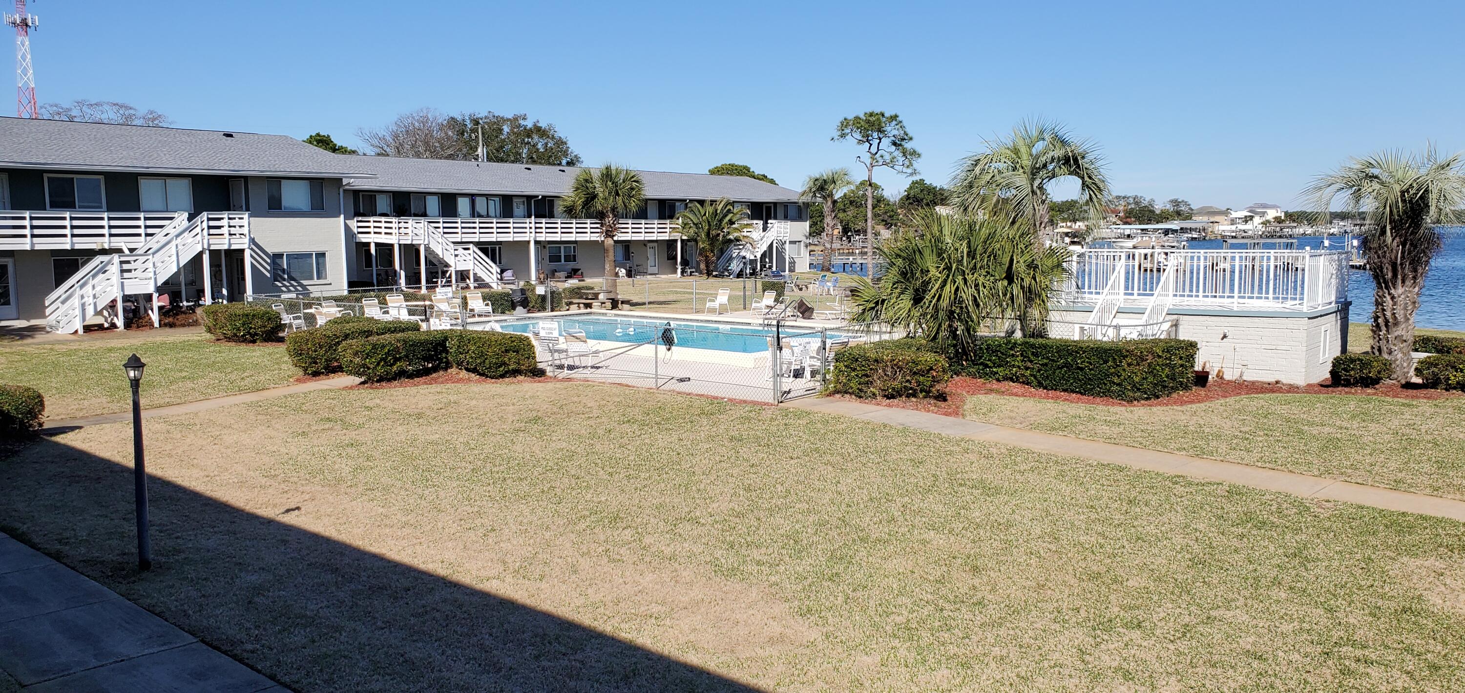 BAYVIEW WATERS CONDO - Residential