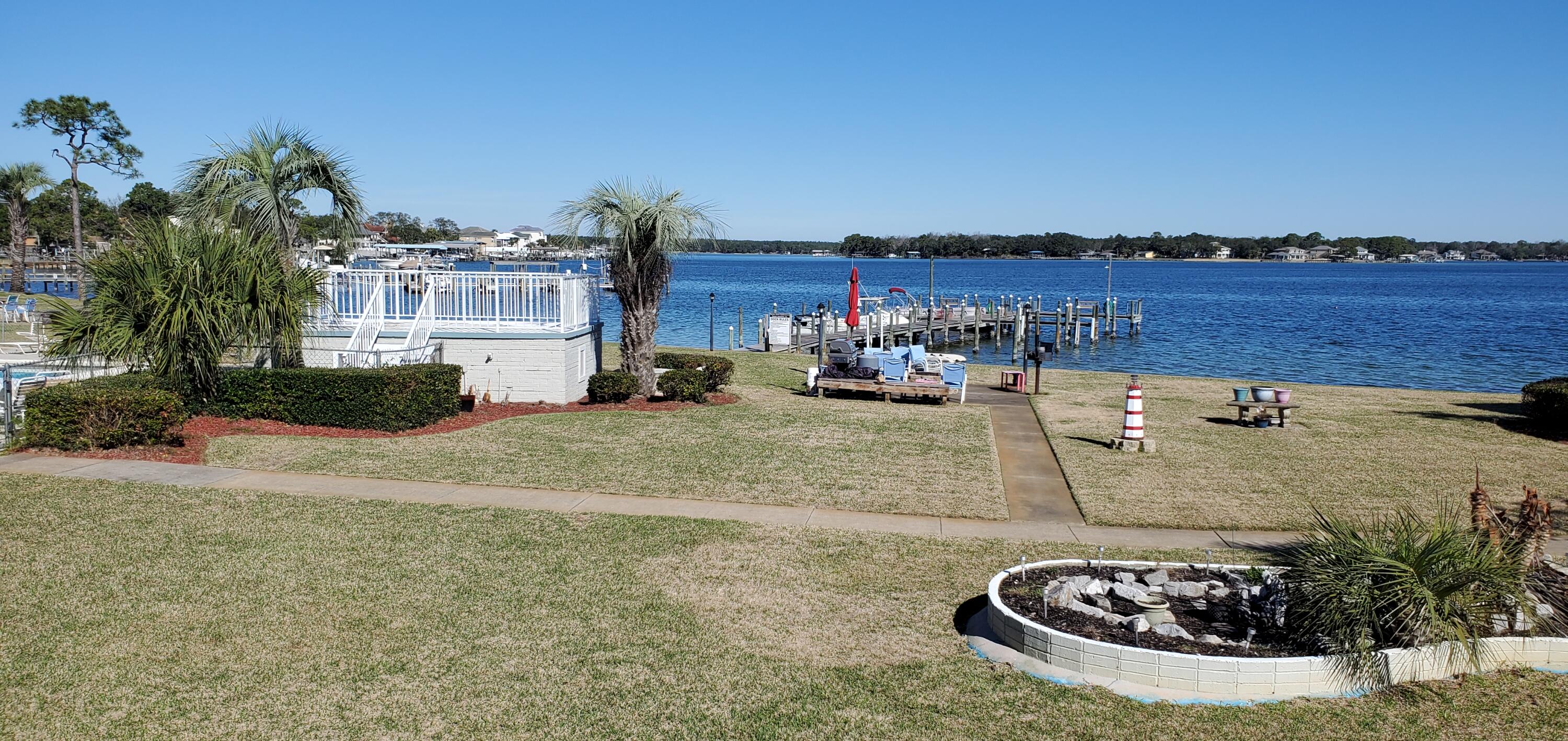 BAYVIEW WATERS CONDO - Residential