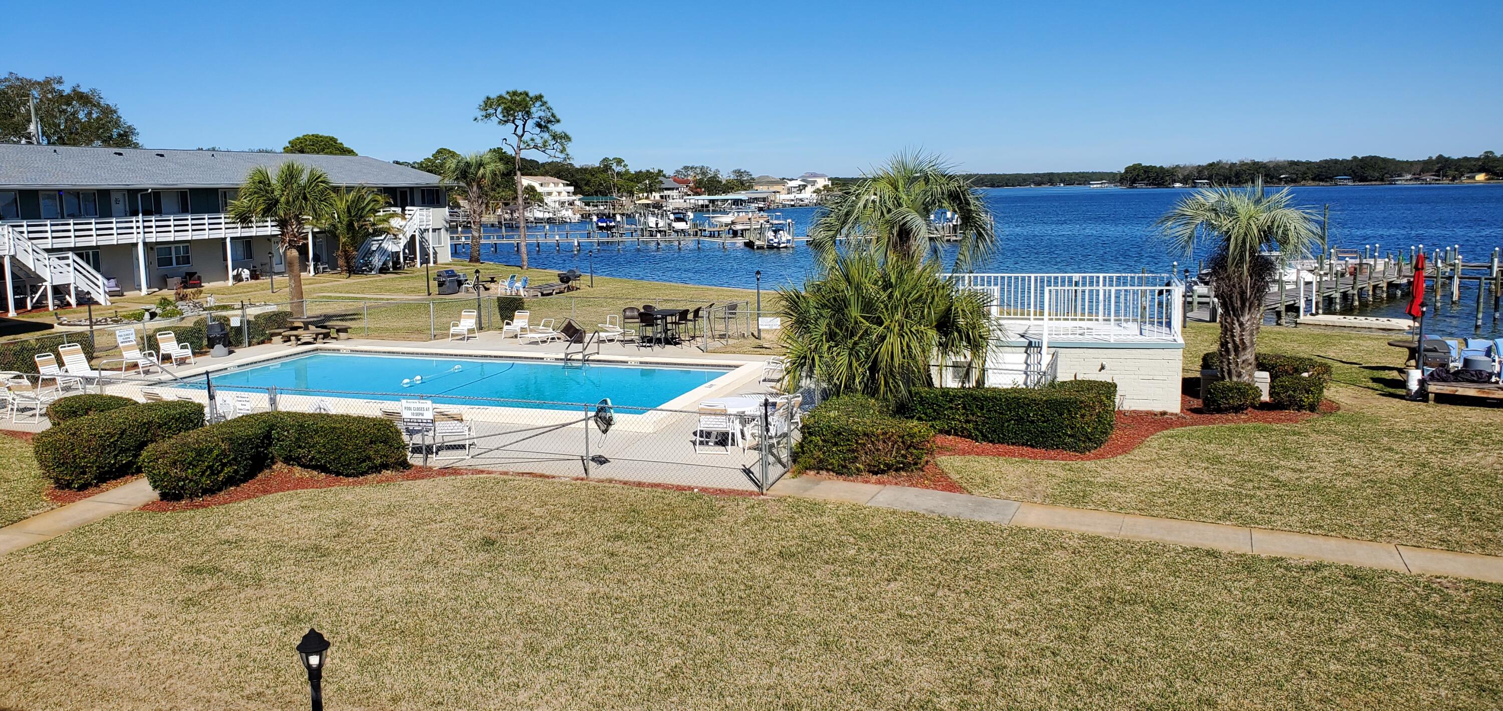 BAYVIEW WATERS CONDO - Residential