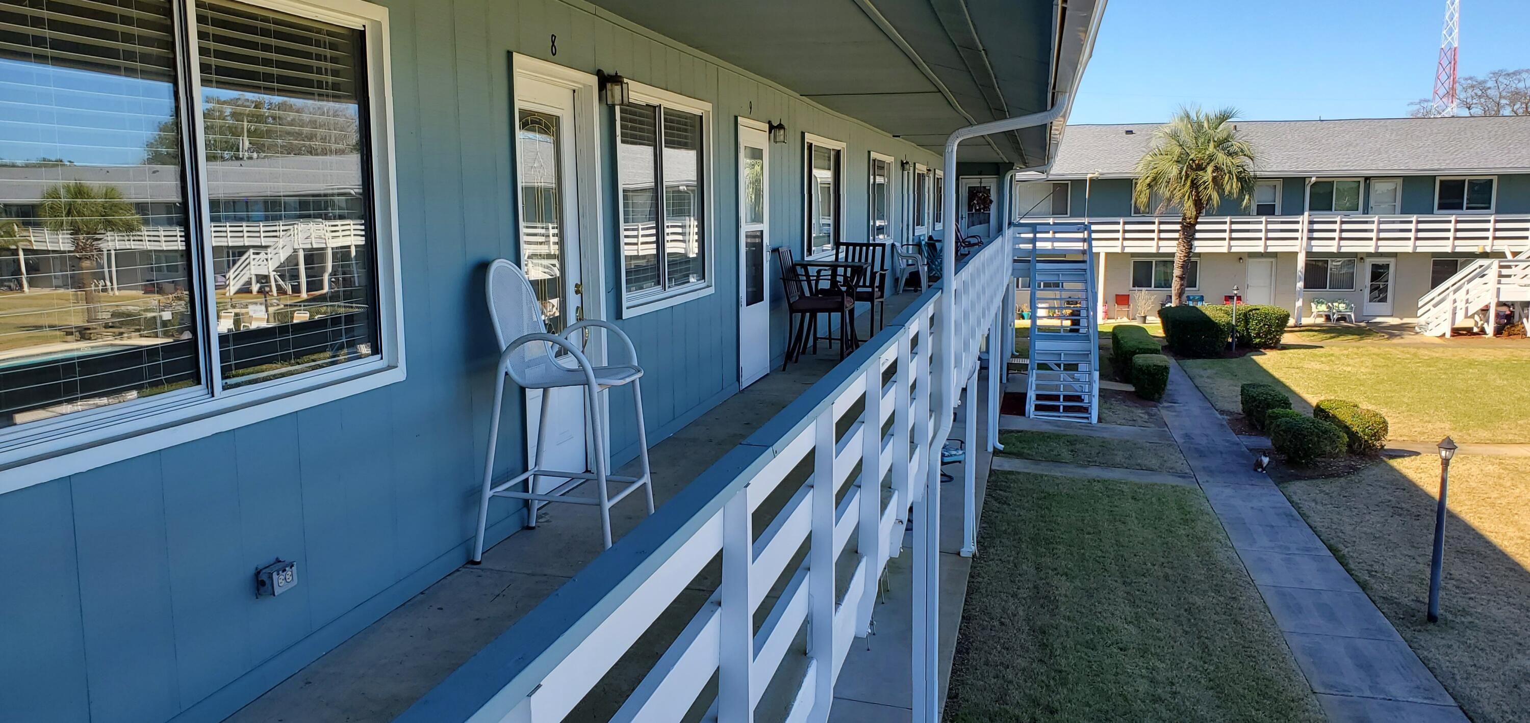 BAYVIEW WATERS CONDO - Residential