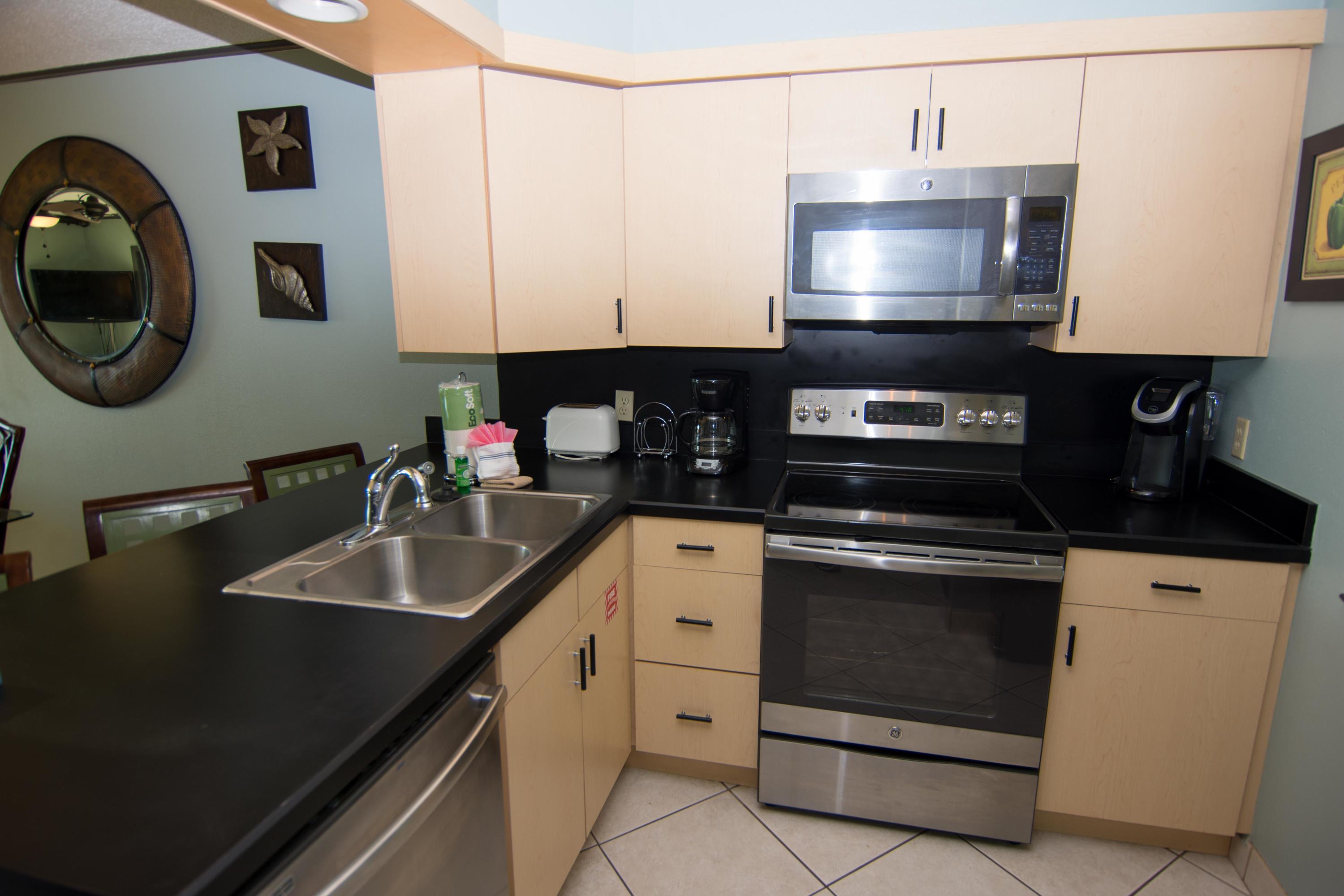 ISLANDER CONDO PH 2 - Residential
