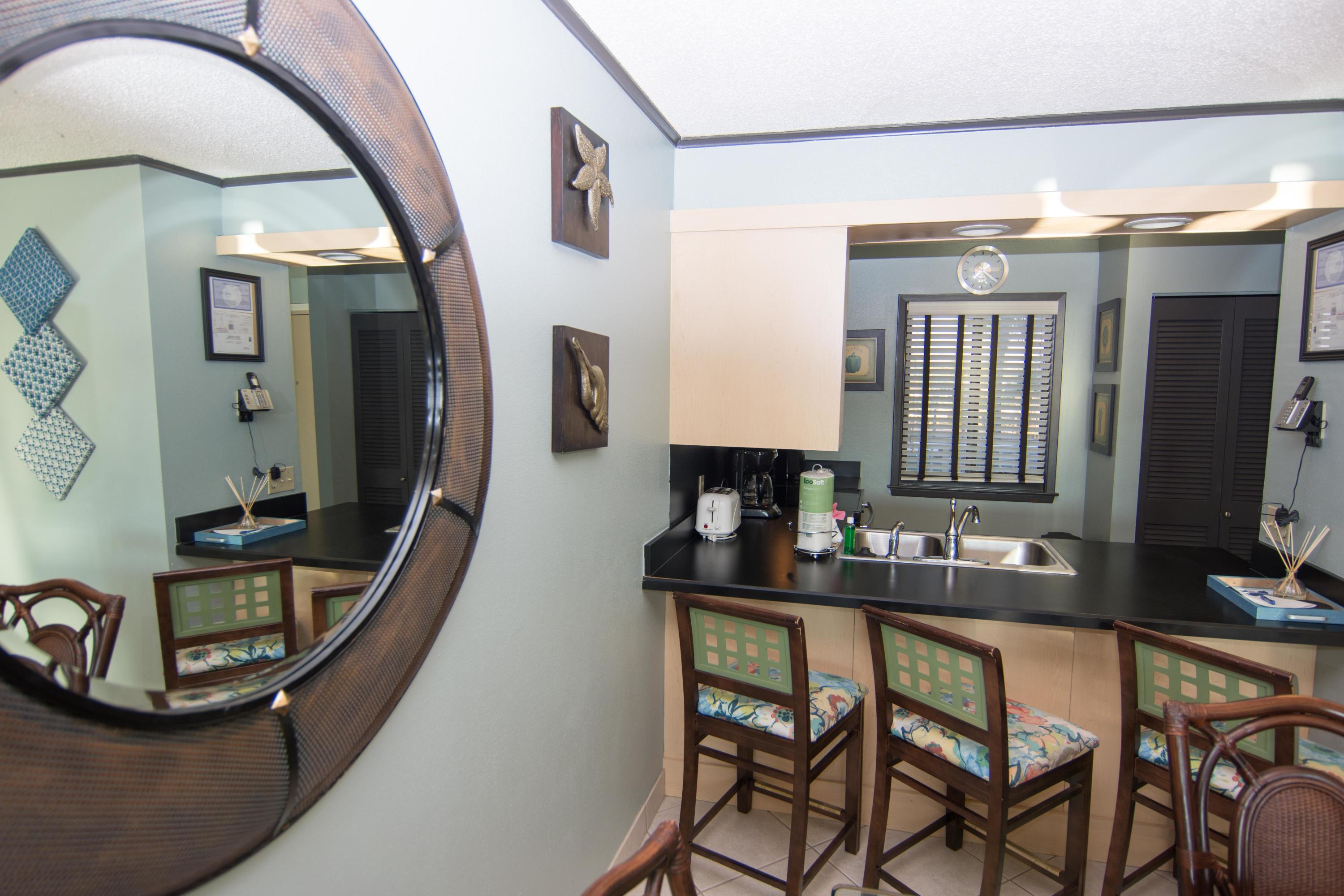 ISLANDER CONDO PH 2 - Residential