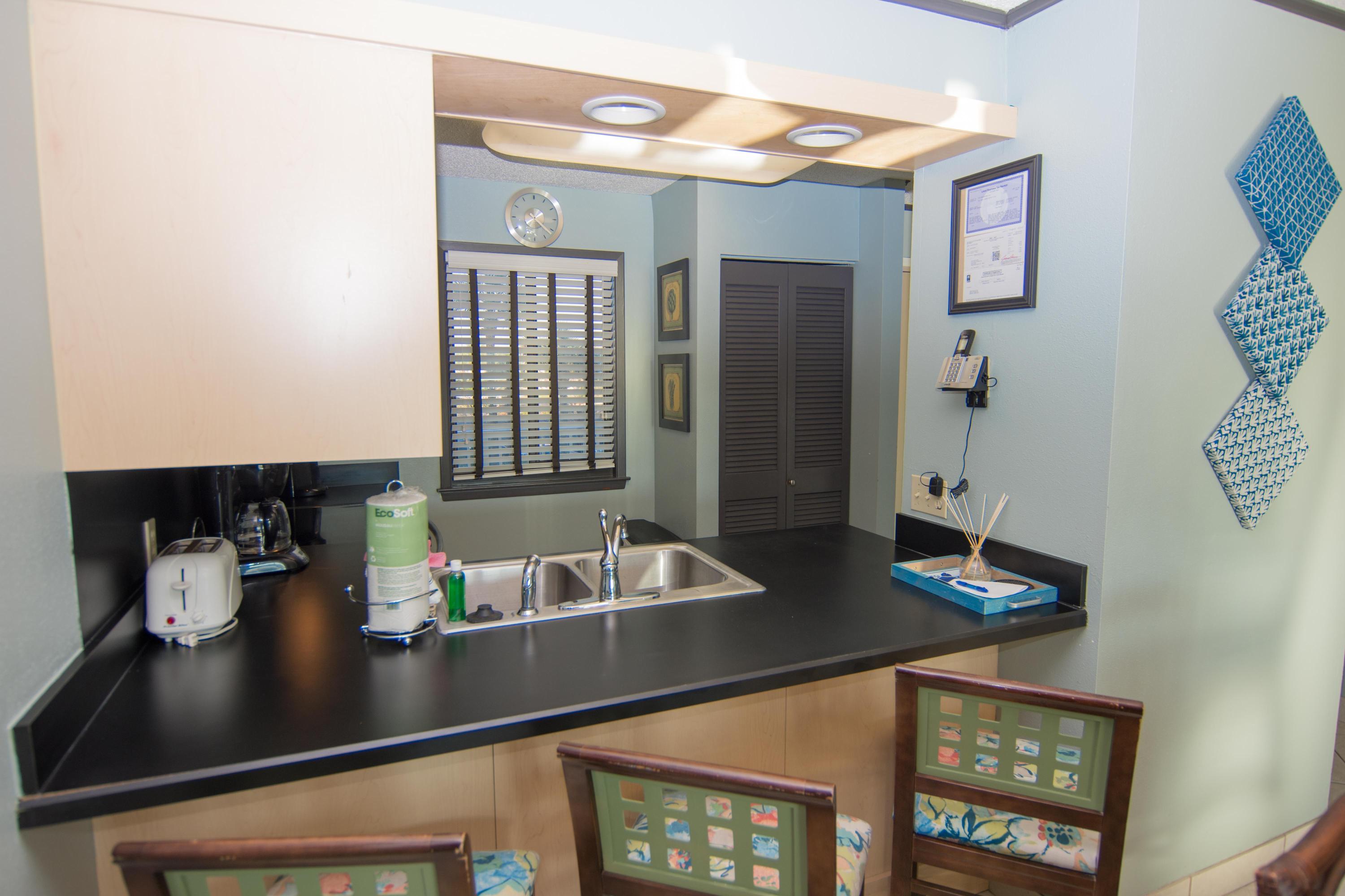 ISLANDER CONDO PH 2 - Residential