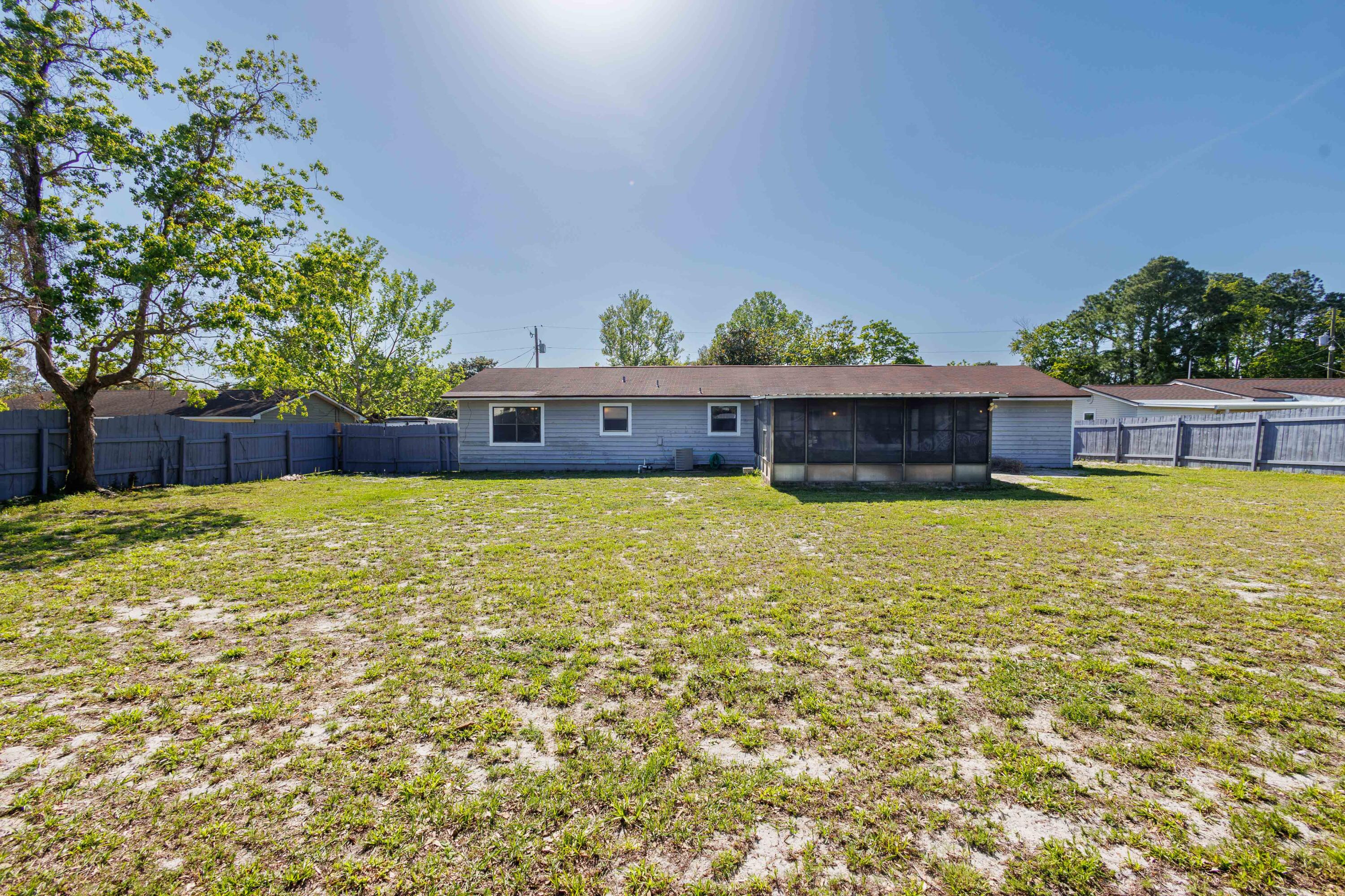 WYNNEHAVEN BEACH ESTATES 1ST ADDN - Residential