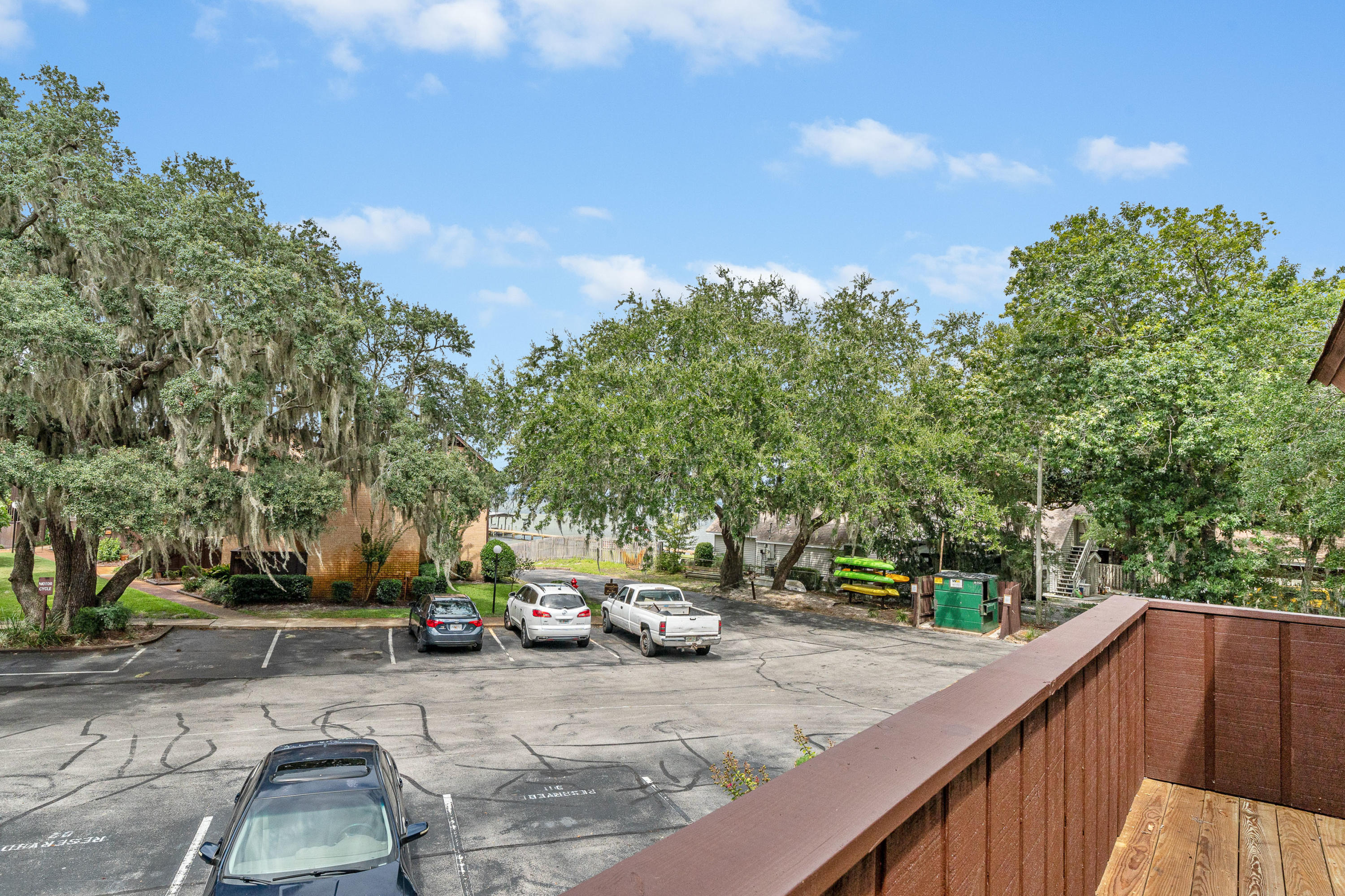 MOSSEY COVE T/H - Residential